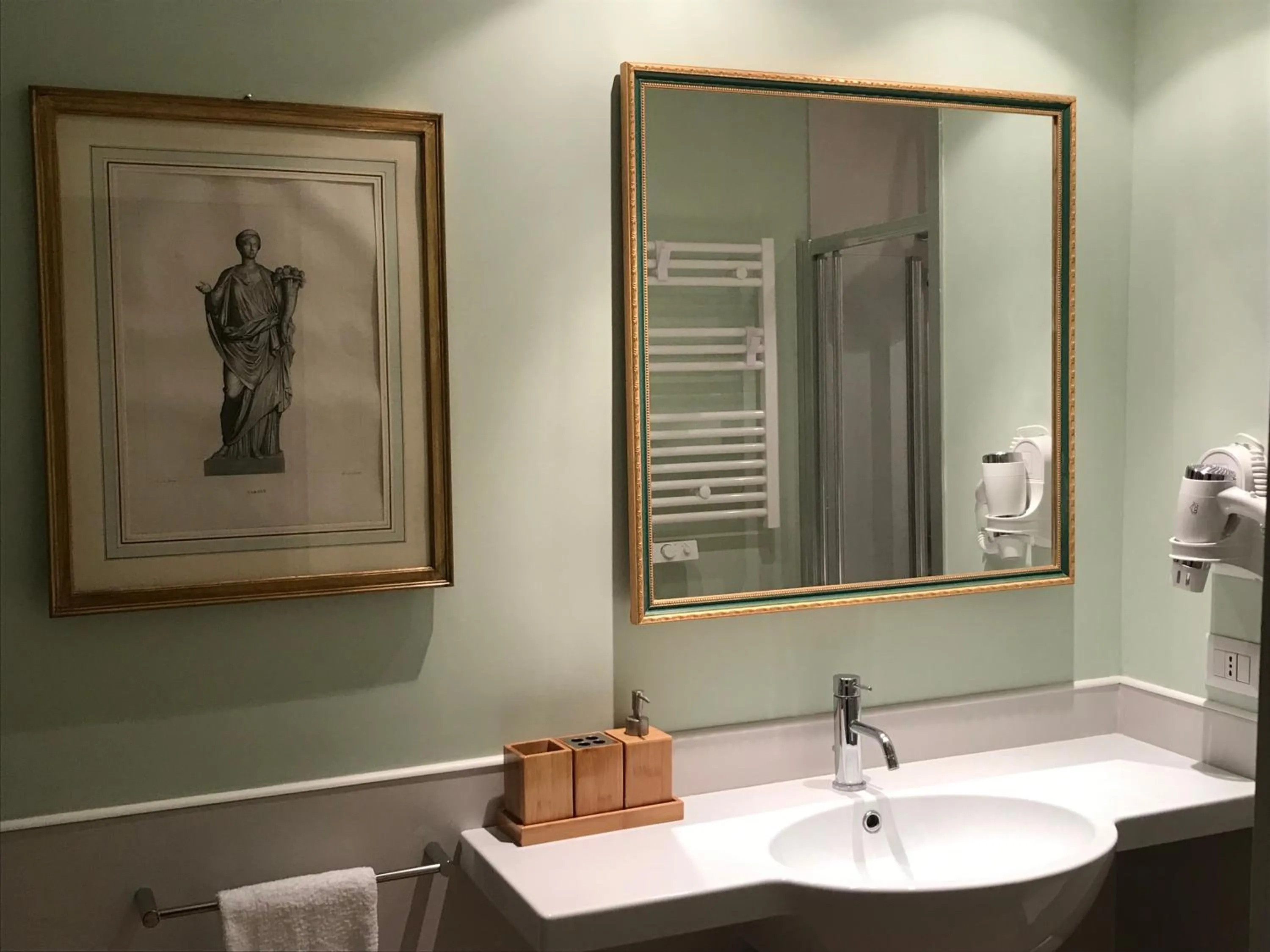 Bathroom in HiSuiteROME - ApartHotel