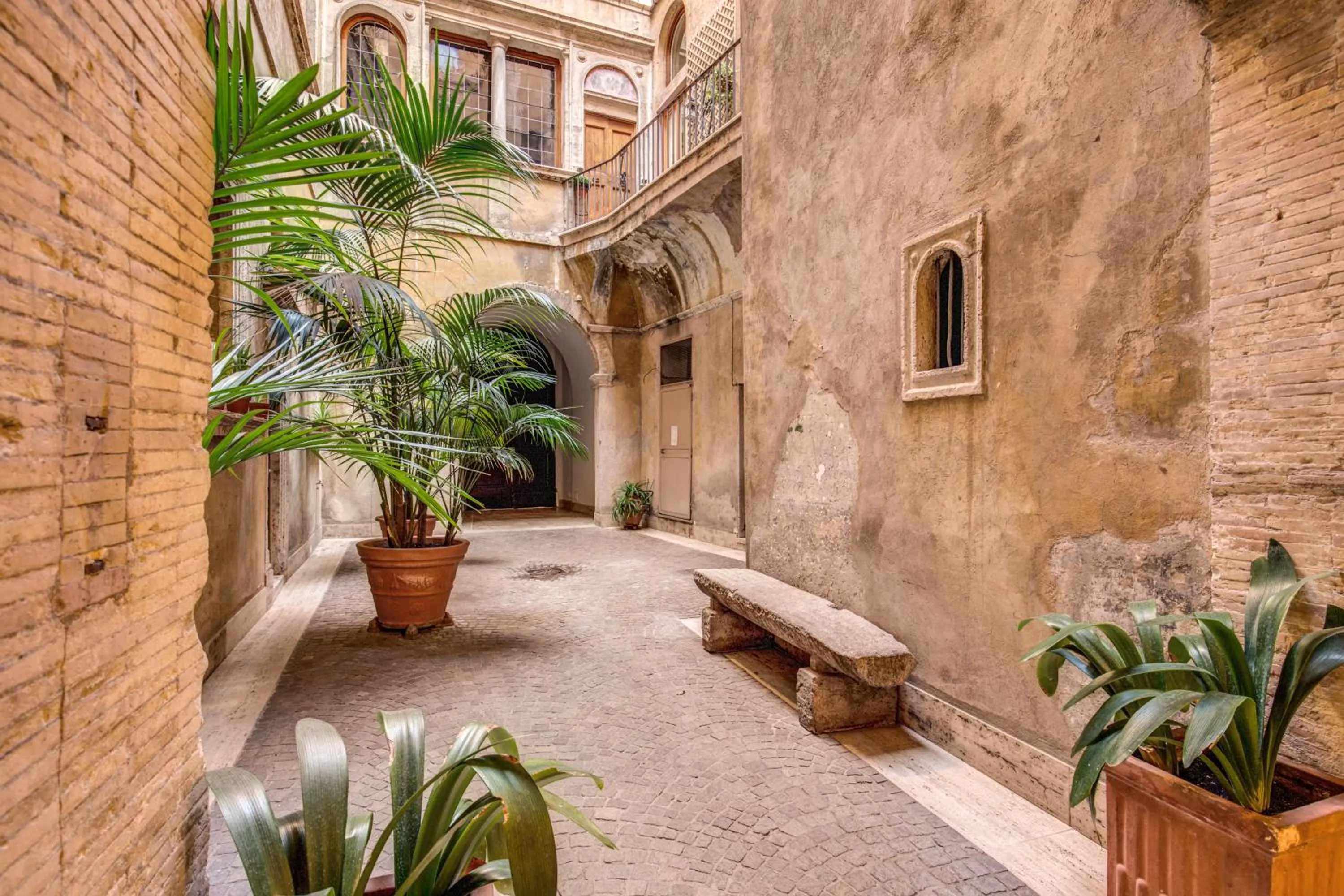 Property building in HiSuiteROME - ApartHotel