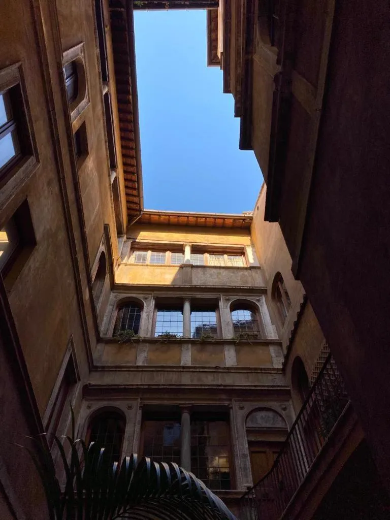 Patio in HiSuiteROME - ApartHotel