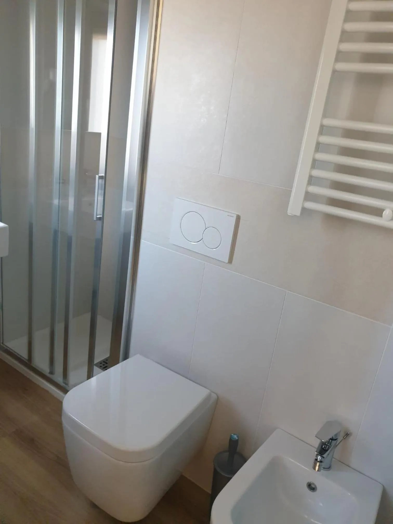 Bathroom in Hotel De La Ville depandance di Hotel Augustus