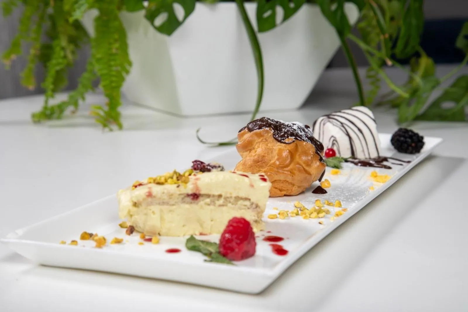 Restaurant/places to eat in Hotel De La Ville depandance di Hotel Augustus