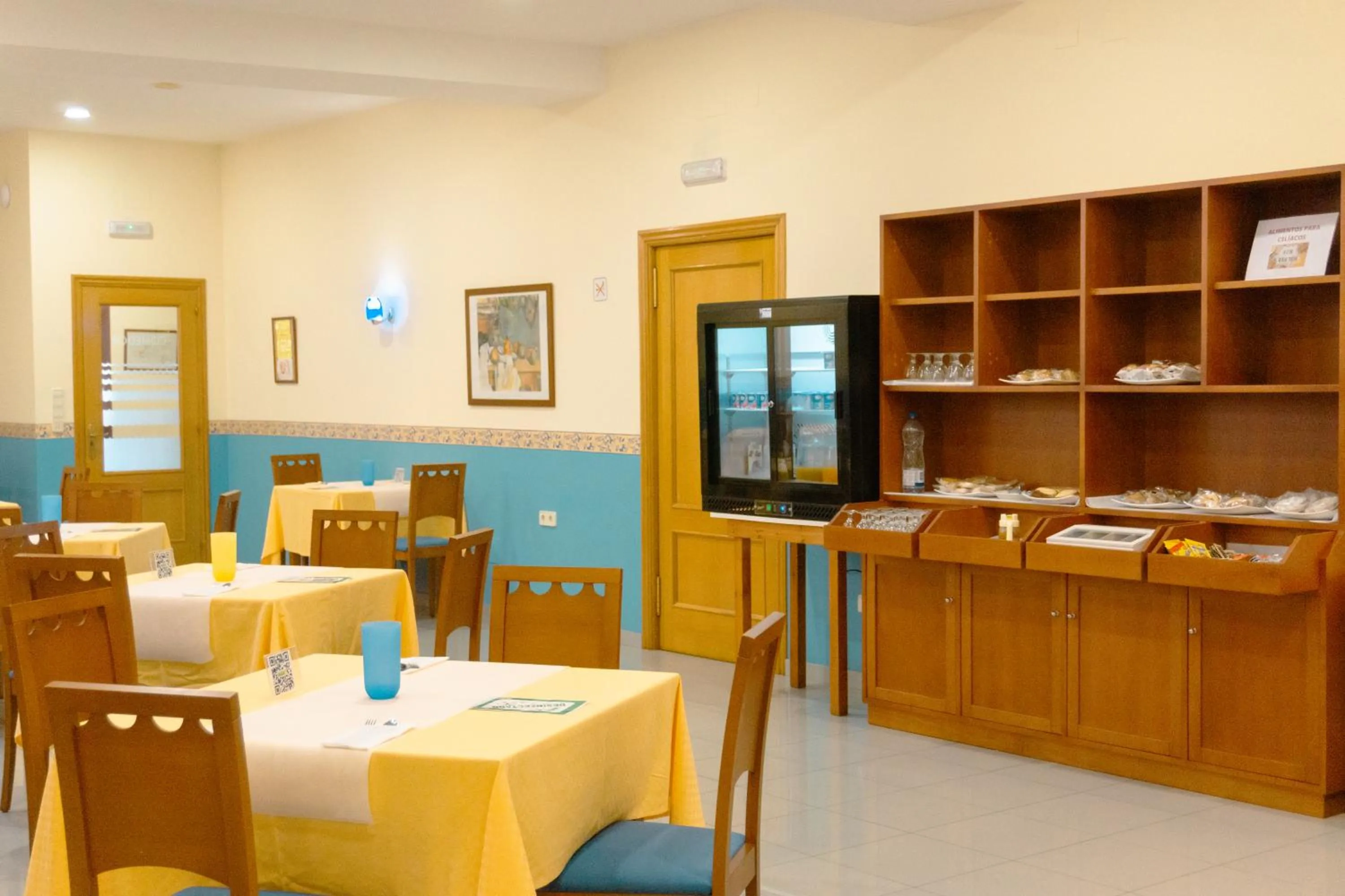 Buffet breakfast in Hotel Atalaya I