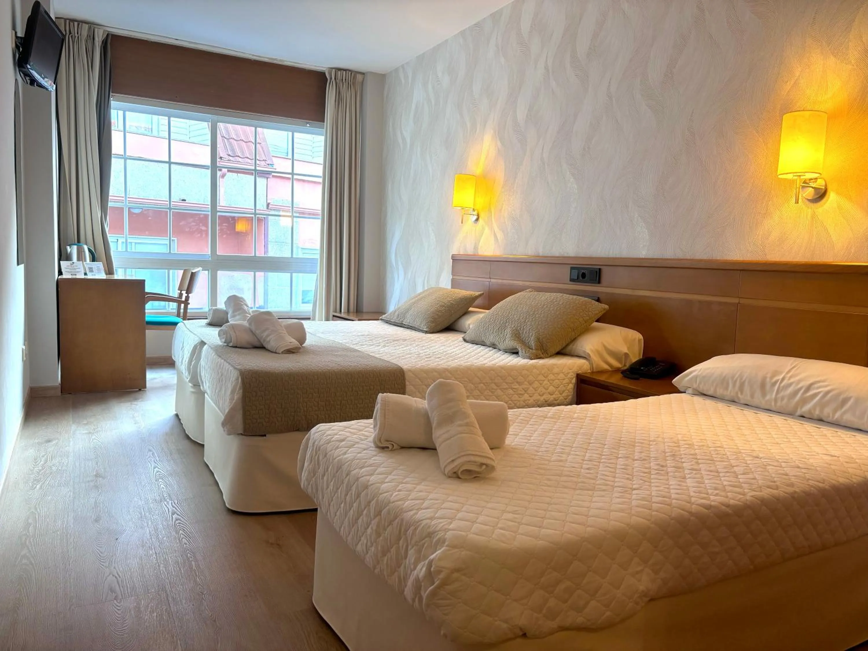 Bed in Hotel Atalaya I