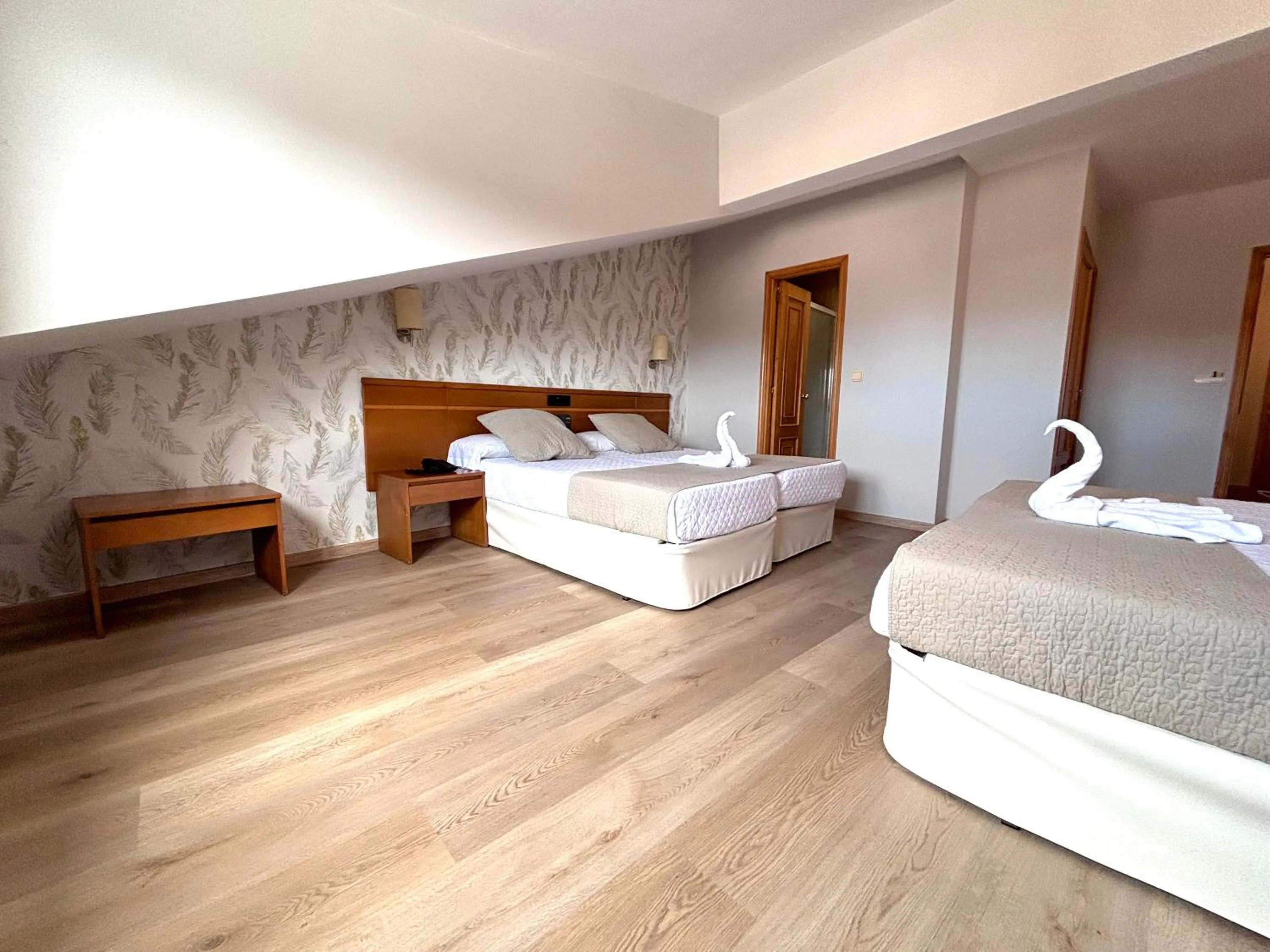 Bed in Hotel Atalaya I