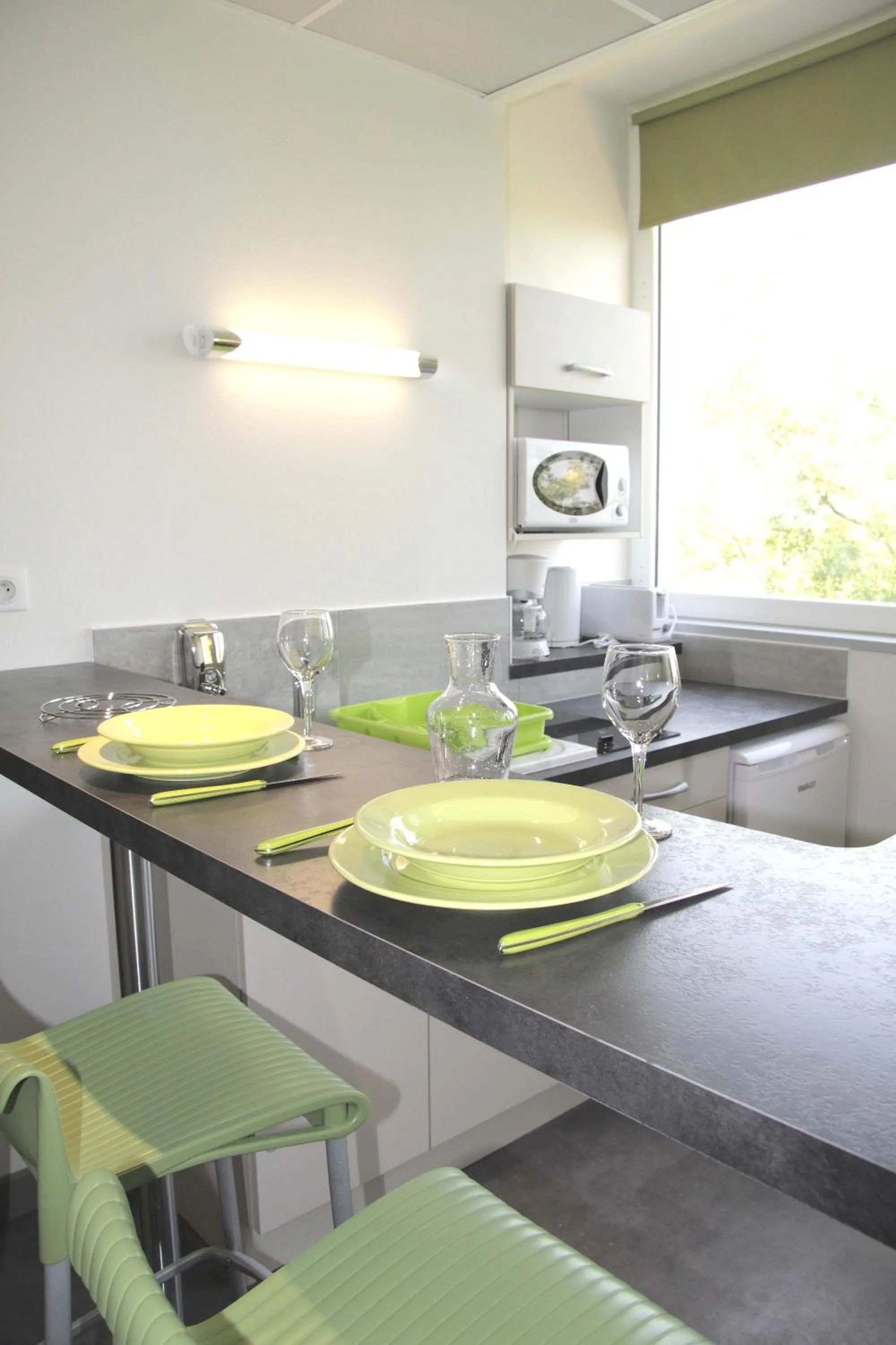 Day in West Appart' Hôtel