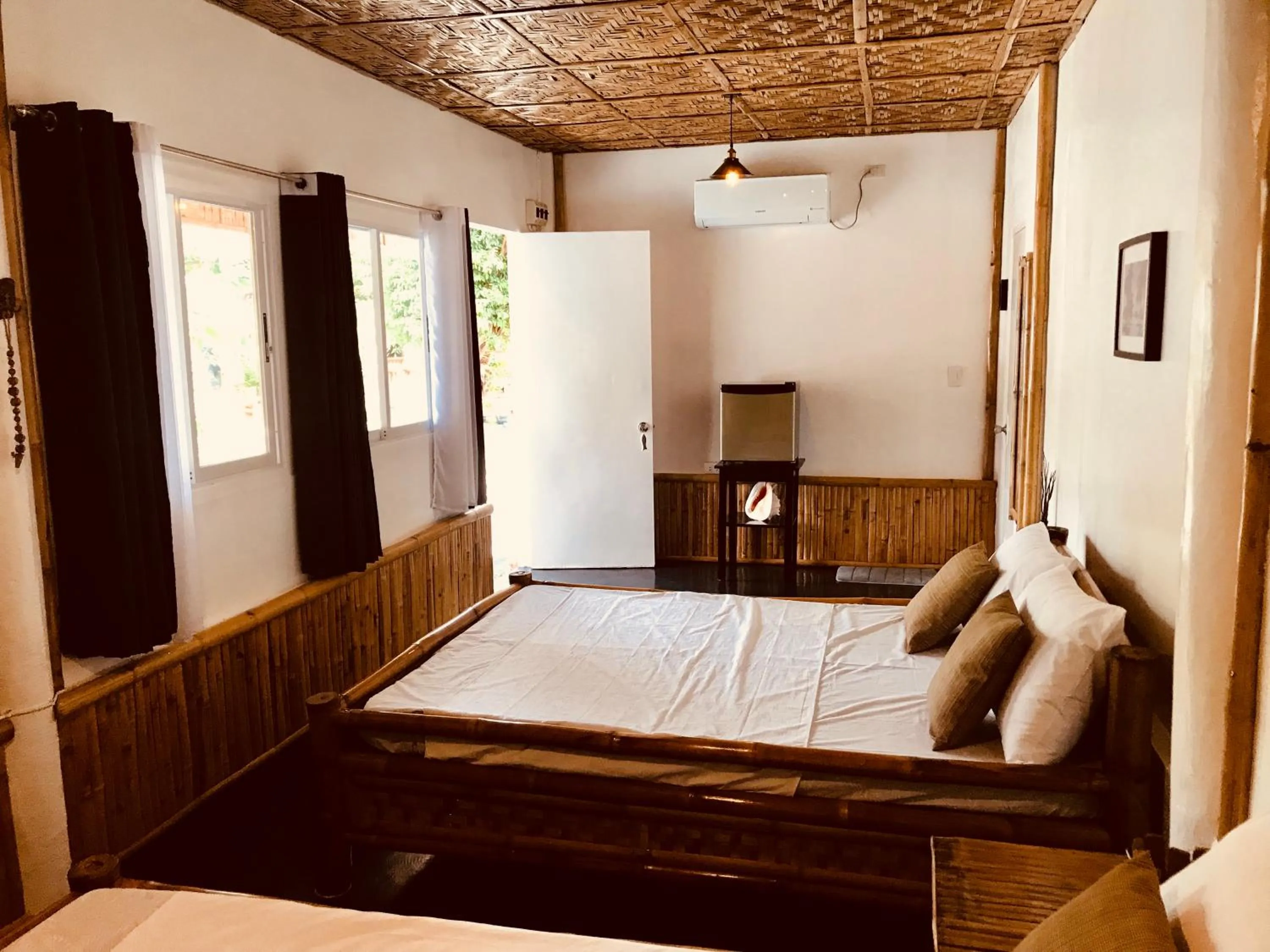 Photo of the whole room, Bed in Everyday Sunday Hotel & Cafe