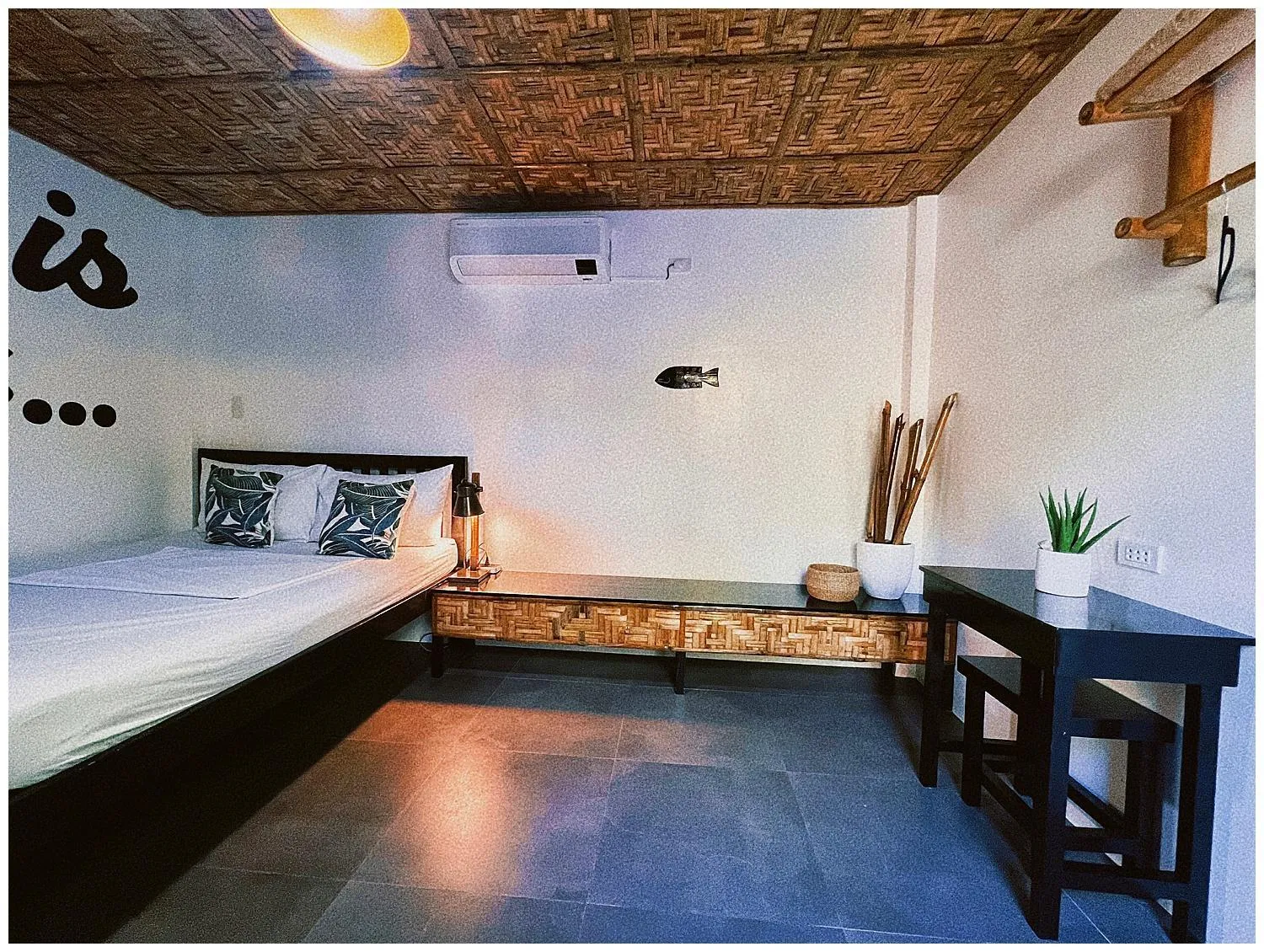 Photo of the whole room, Bed in Everyday Sunday Hotel & Cafe