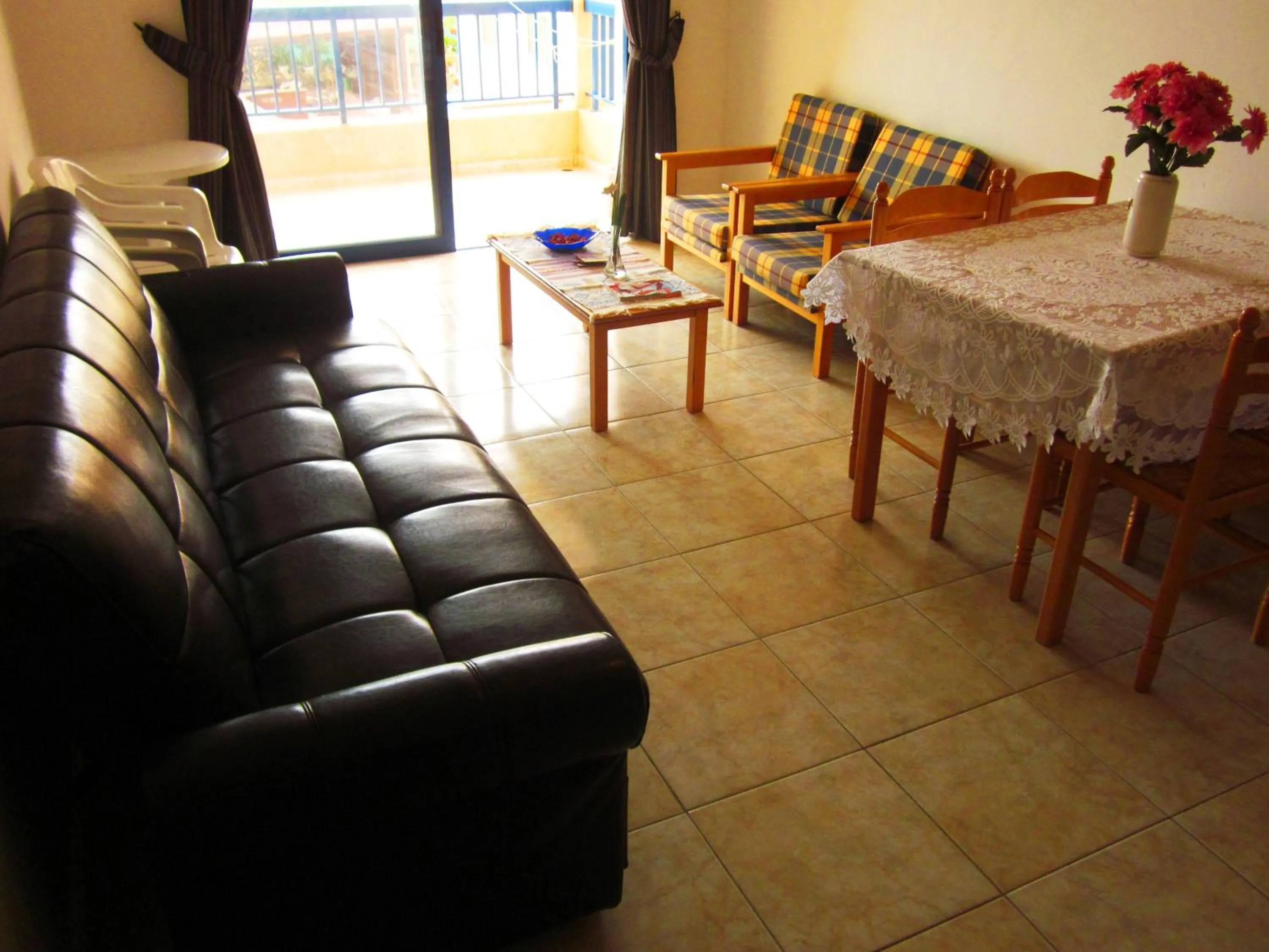 Living room in Georgia Apartments