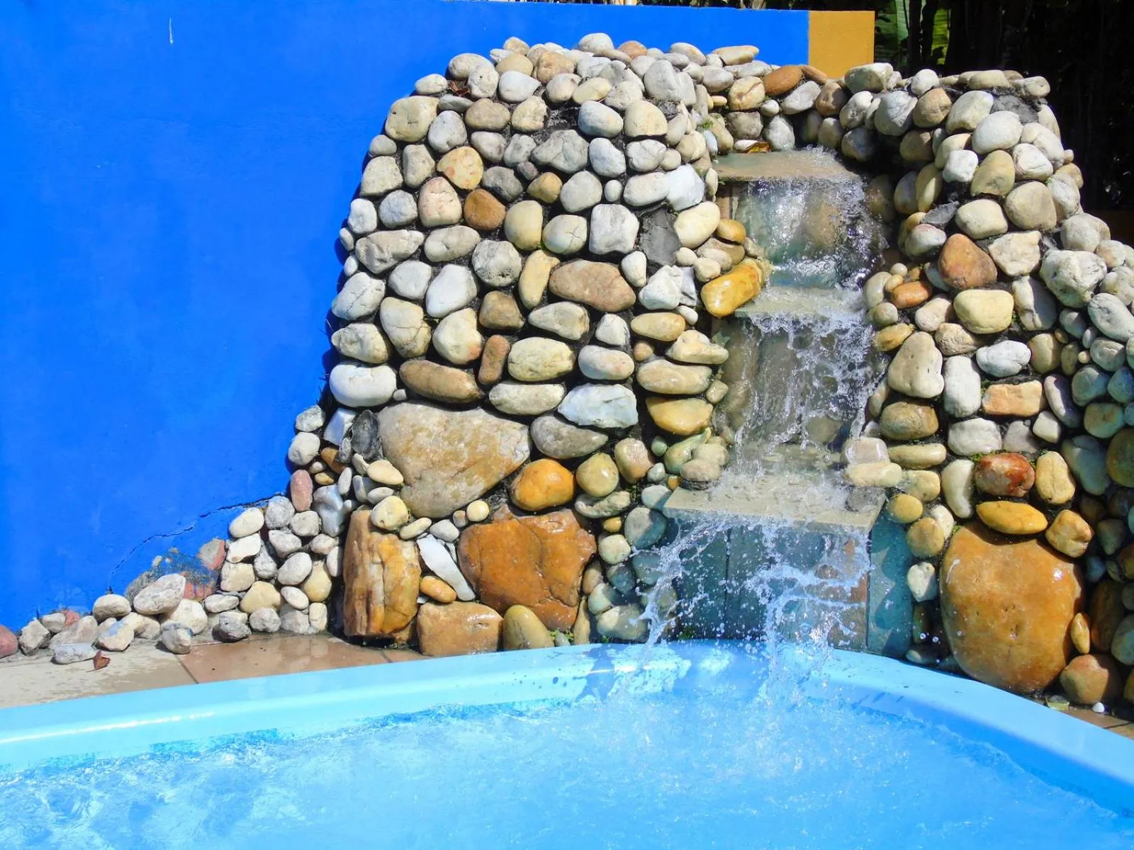 Swimming pool in Pousada A Flor da Terra