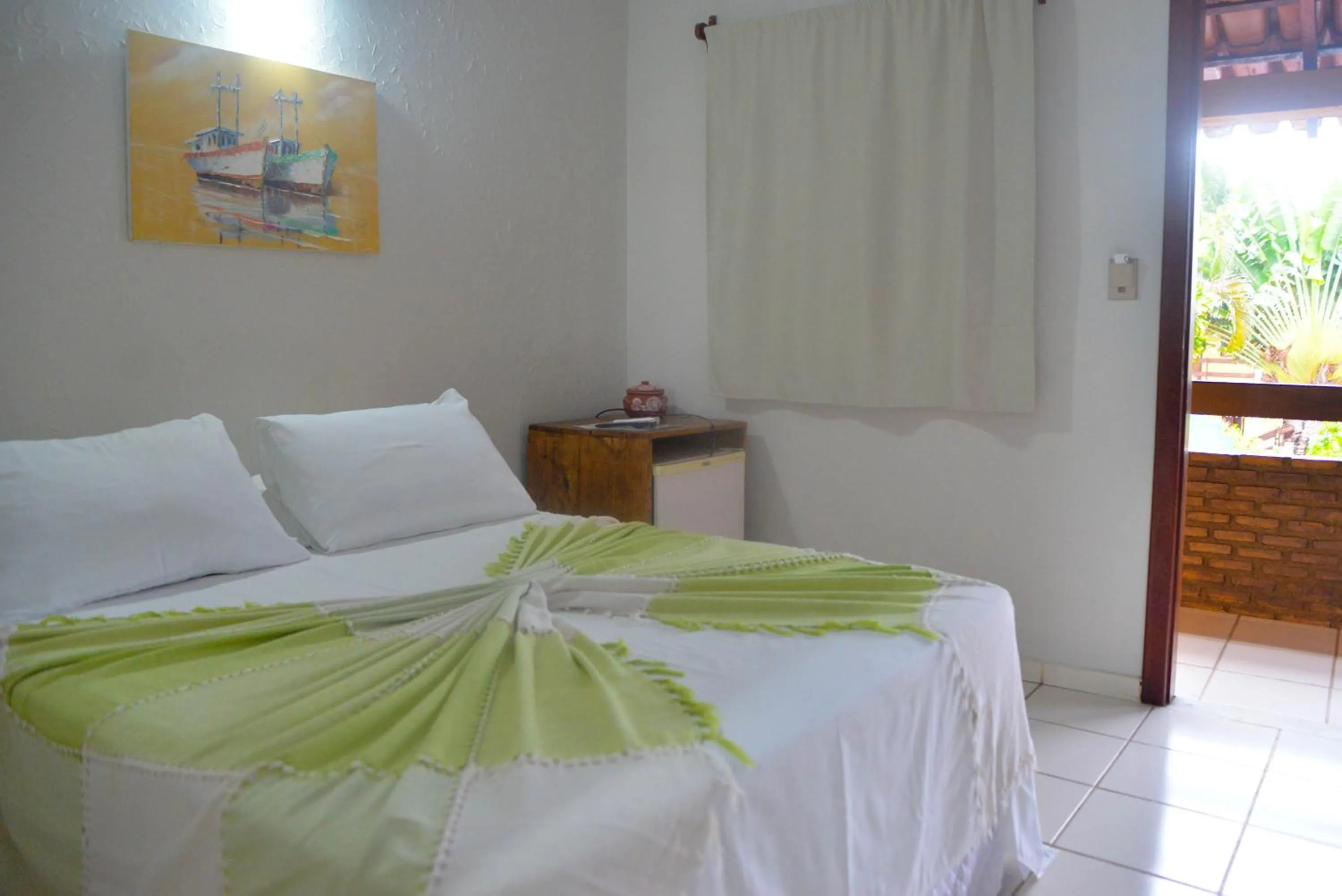 Photo of the whole room, Bed in Pousada A Flor da Terra