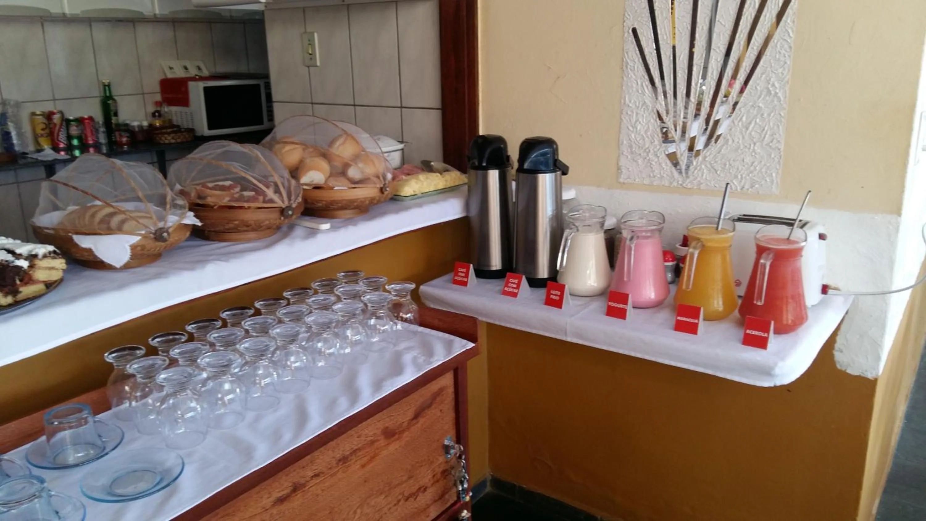 Breakfast in Pousada A Flor da Terra