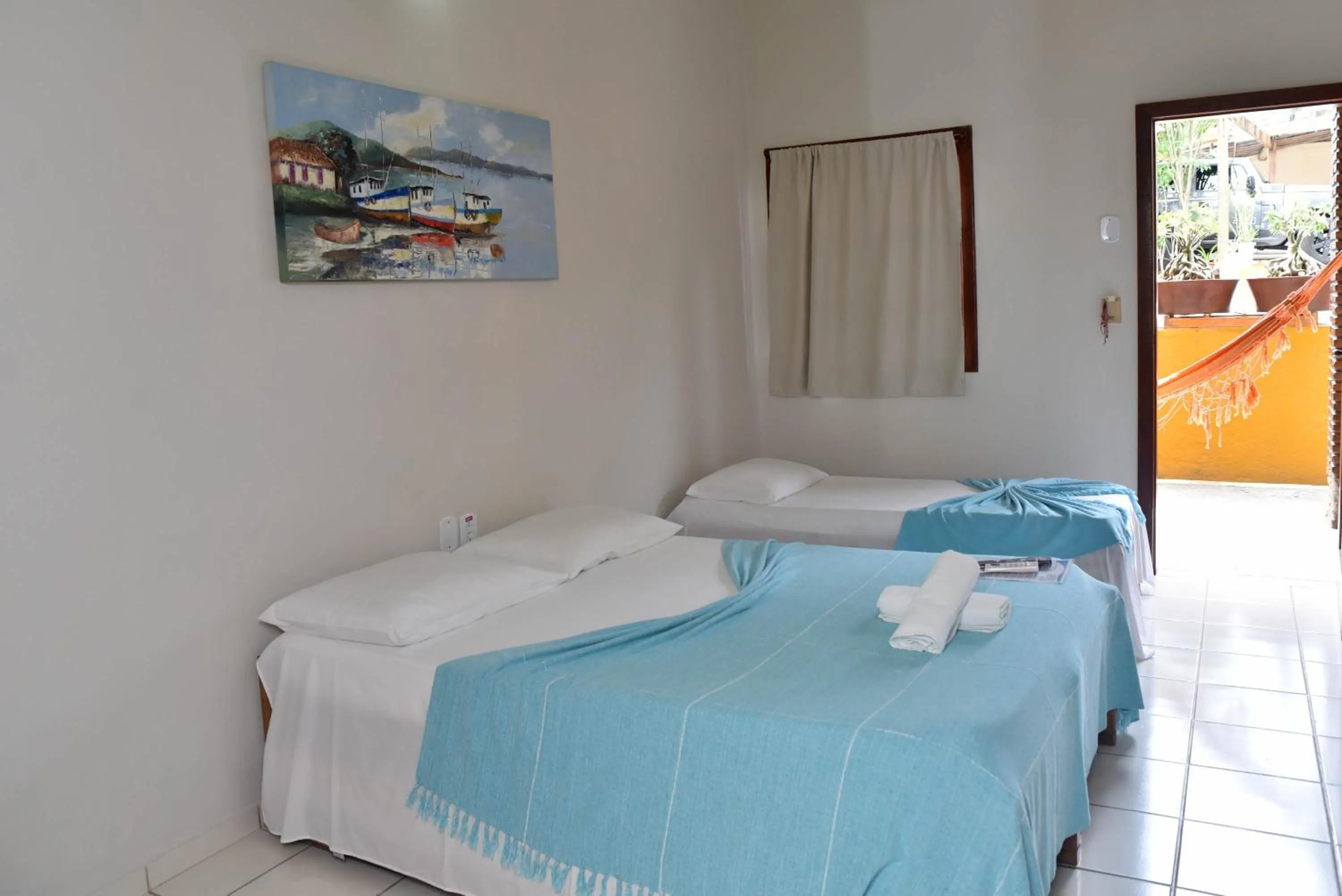 Bedroom, Bed in Pousada A Flor da Terra