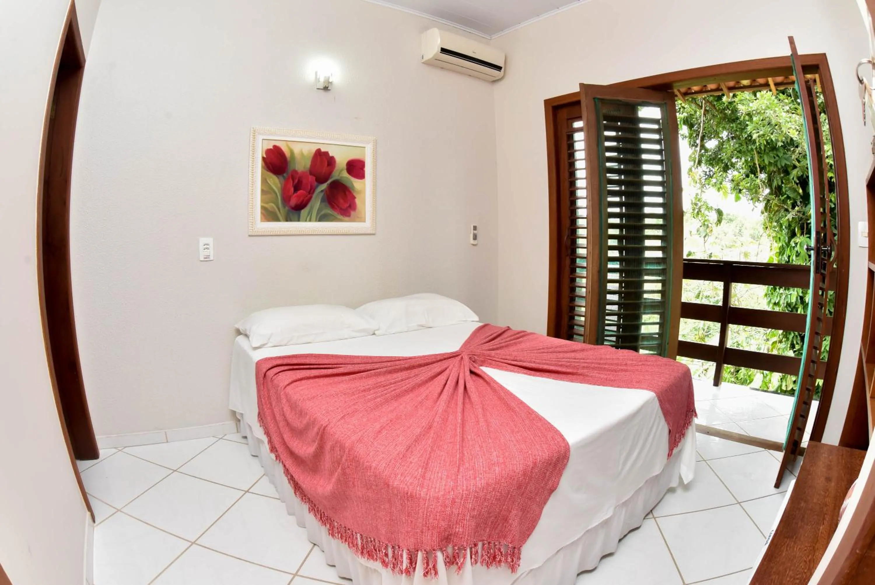 Photo of the whole room, Bed in Pousada A Flor da Terra