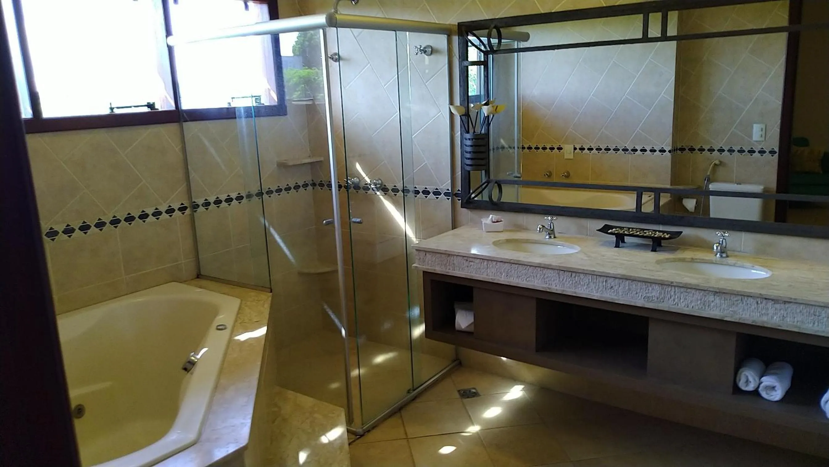 Bathroom in Hotel das Palmeiras