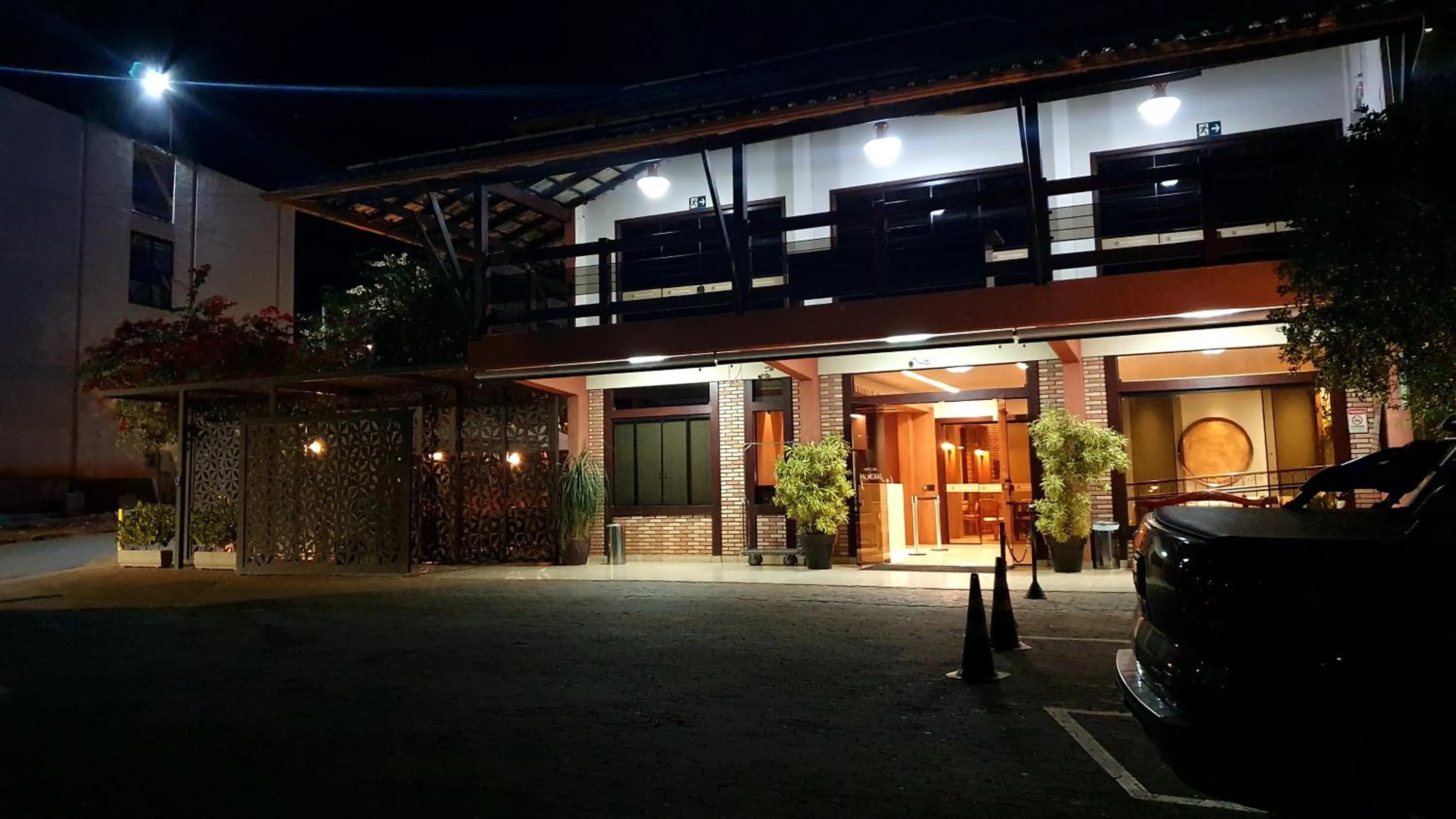 Property building in Hotel das Palmeiras