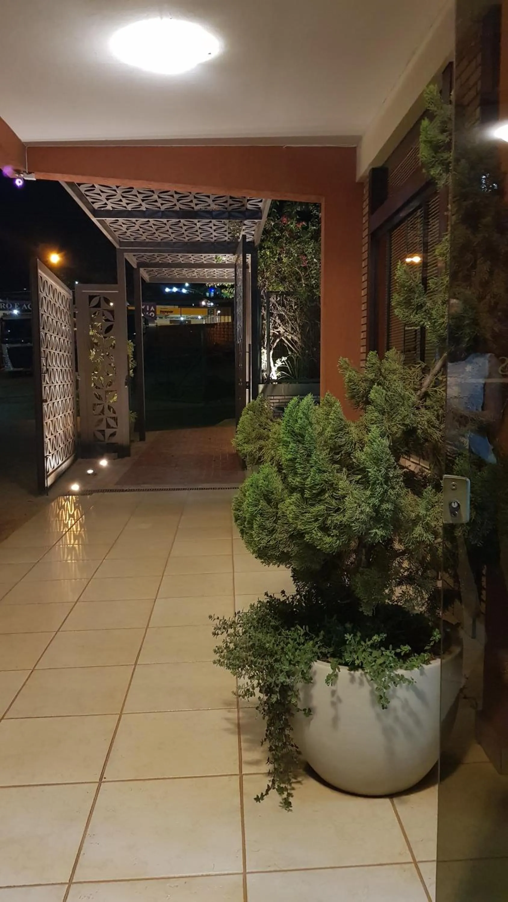 Facade/entrance in Hotel das Palmeiras