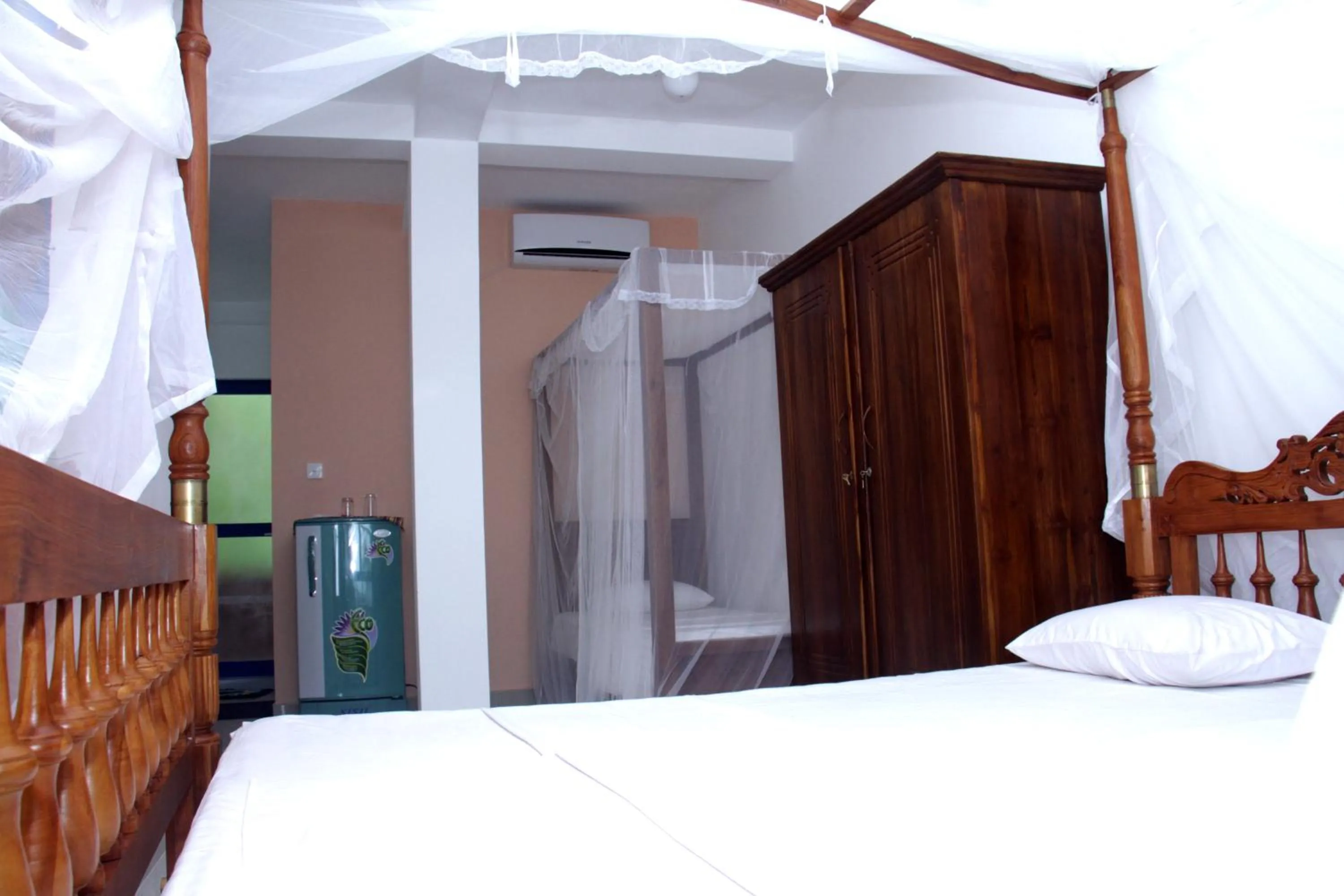 Decorative detail, Bed in Jagabay Resort & Surfing School