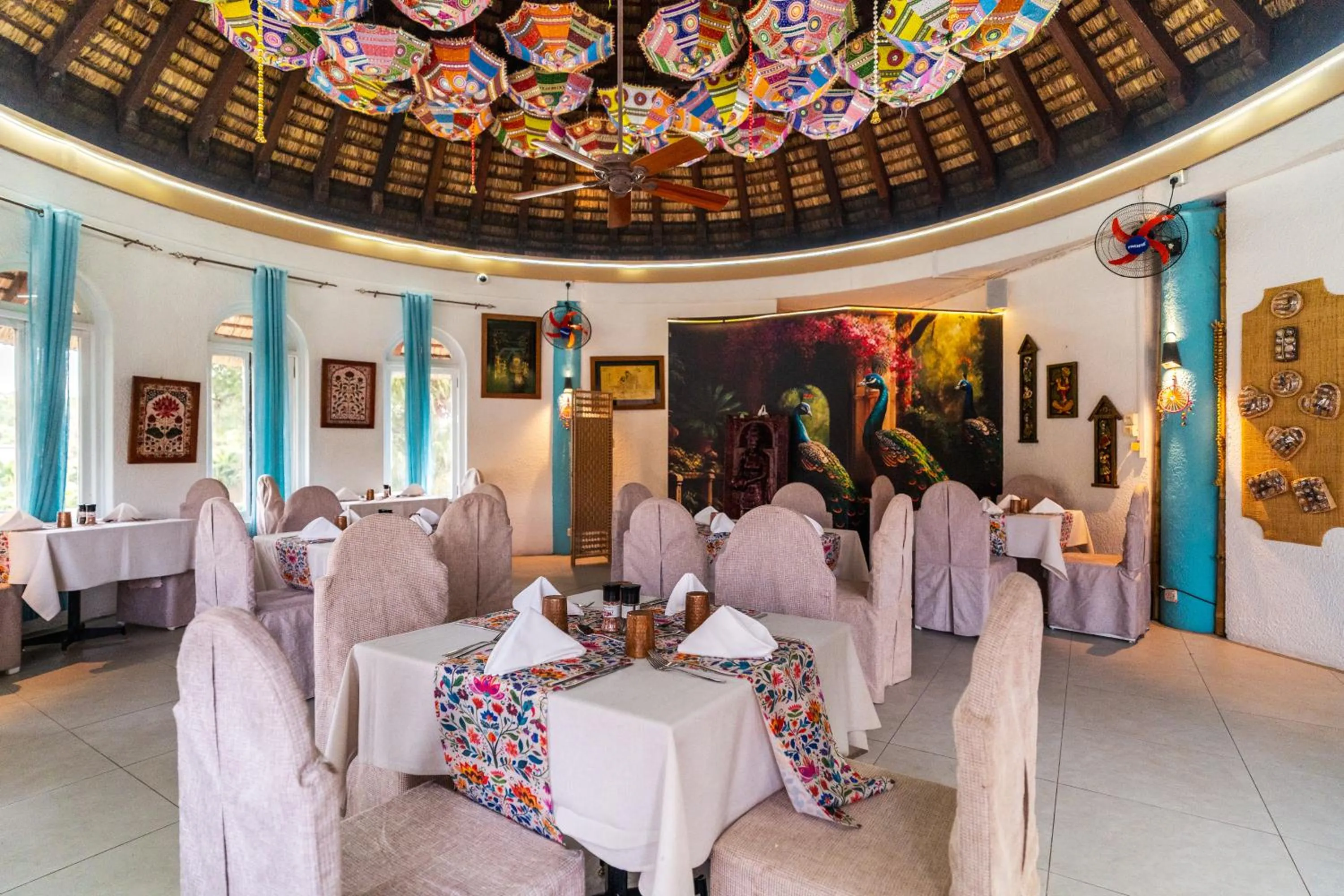 Restaurant/places to eat in Casuarina Resort and Spa