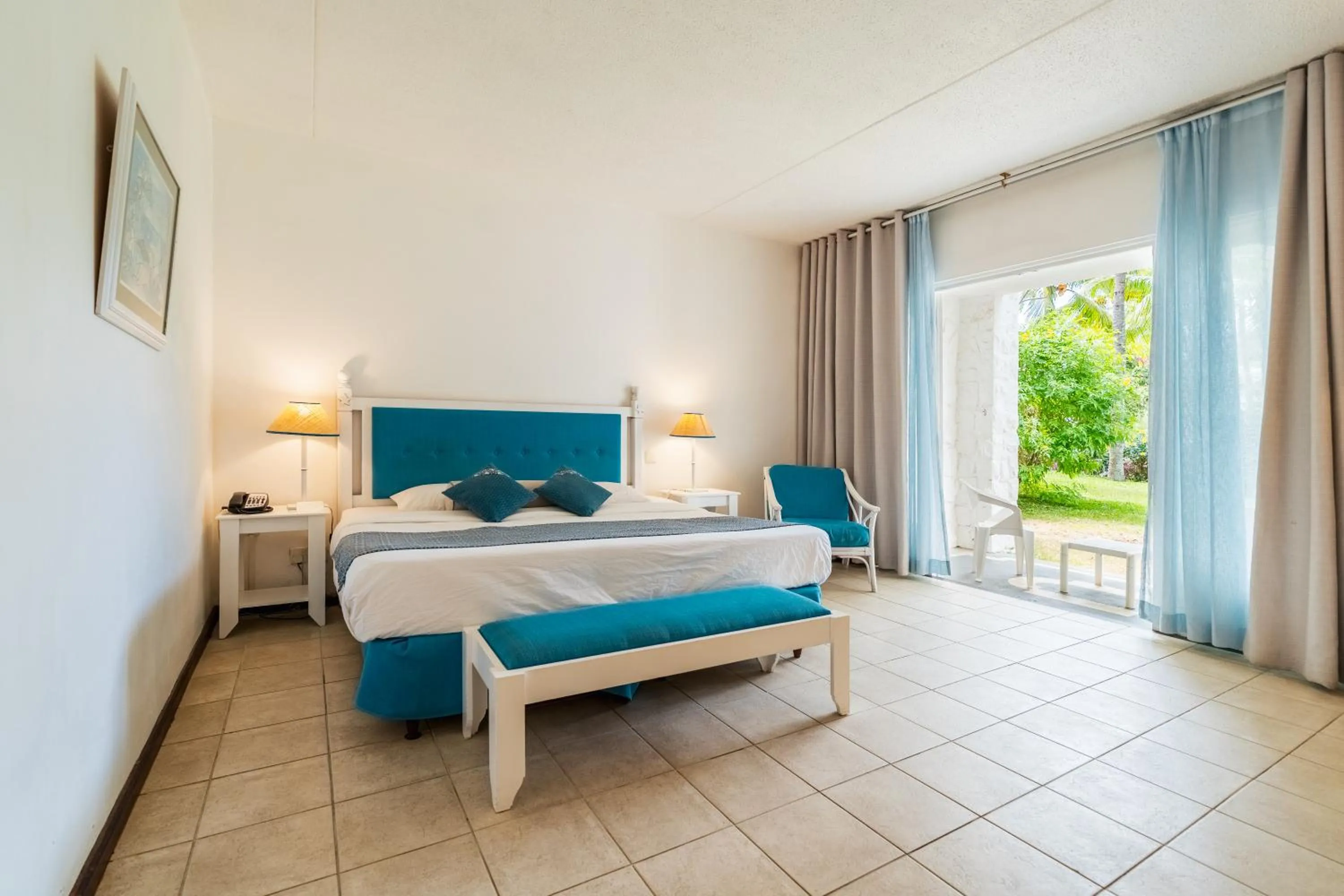 Photo of the whole room, Bed in Casuarina Resort and Spa