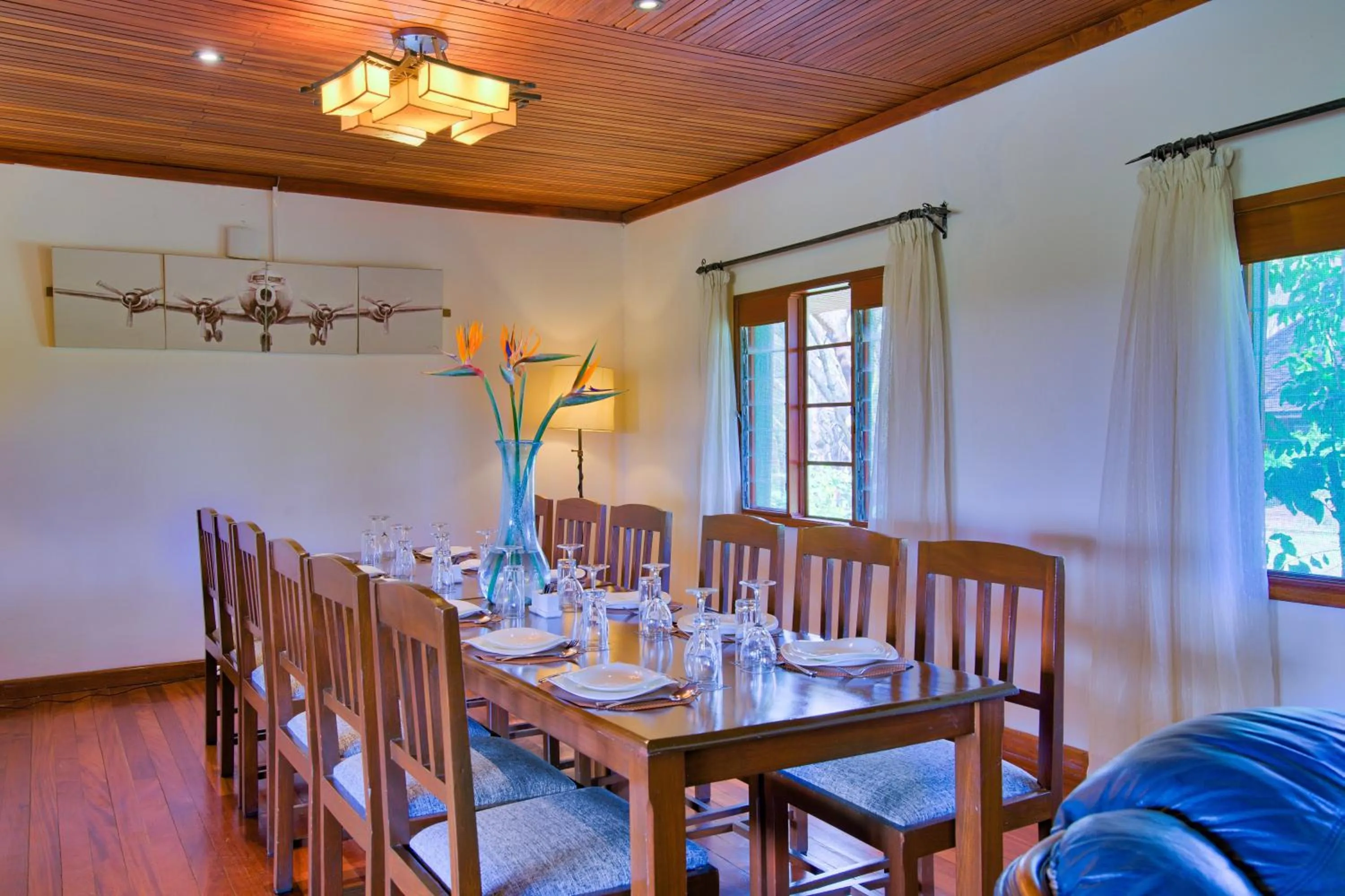 Dining area in Muthu Keekorok Lodge, Maasai Mara, Narok