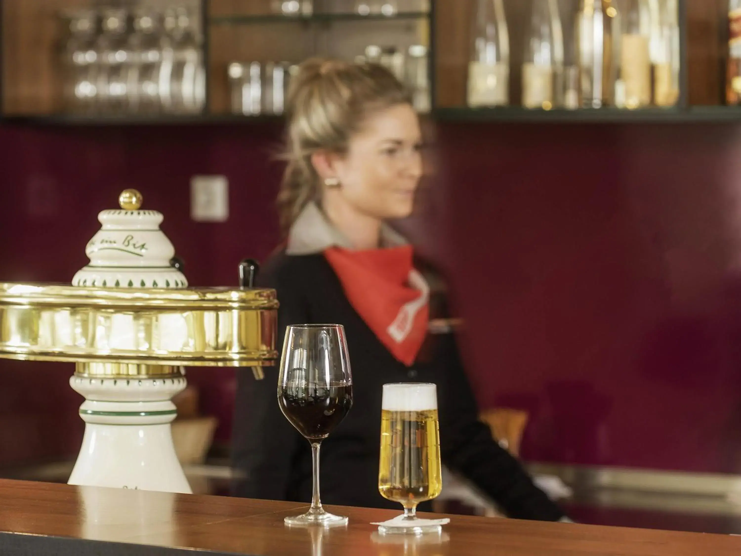 Lounge or bar in ibis Paderborn City Lounge or bar in ibis Paderborn City