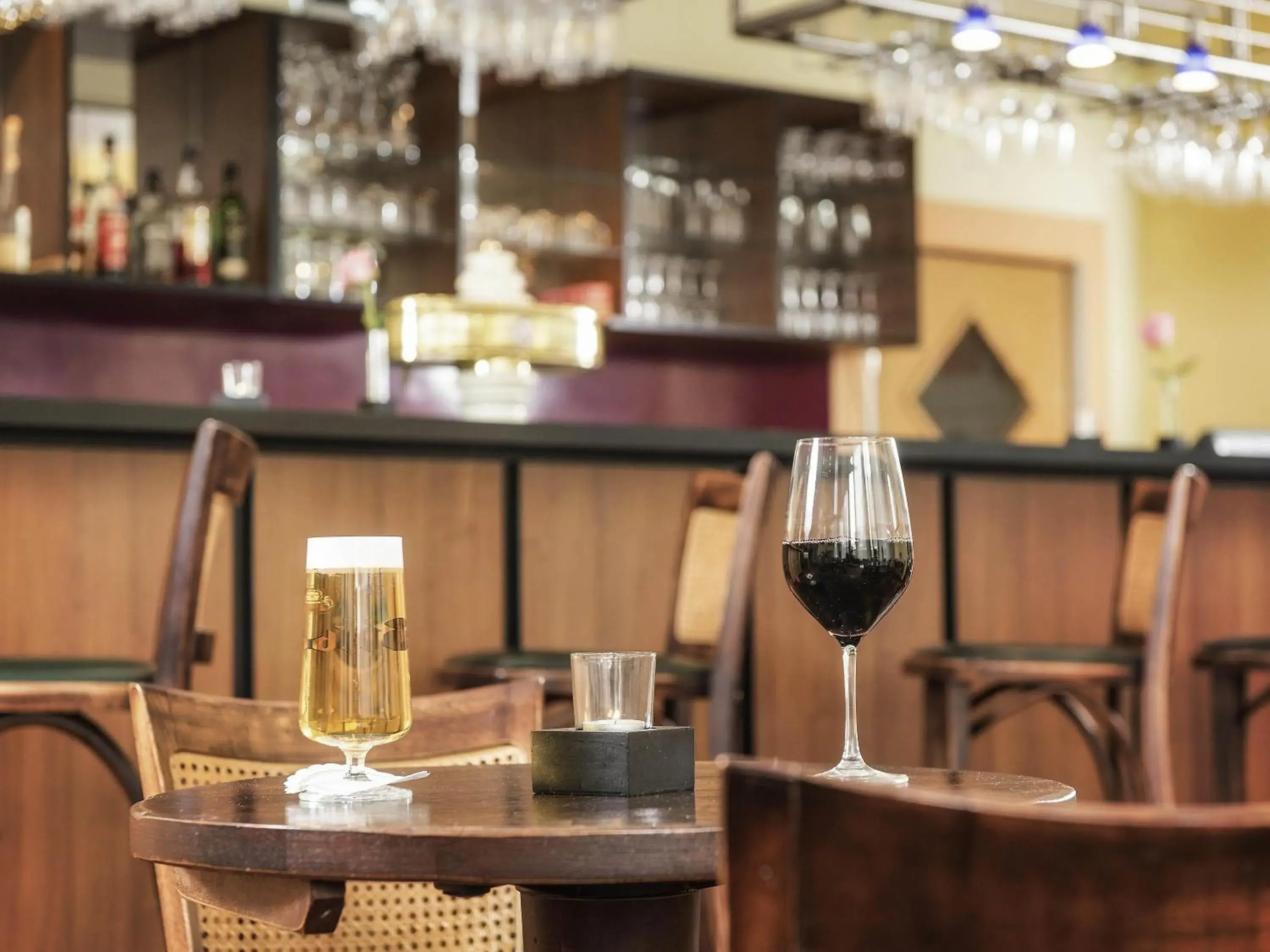 Lounge or bar in ibis Paderborn City Lounge or bar in ibis Paderborn City