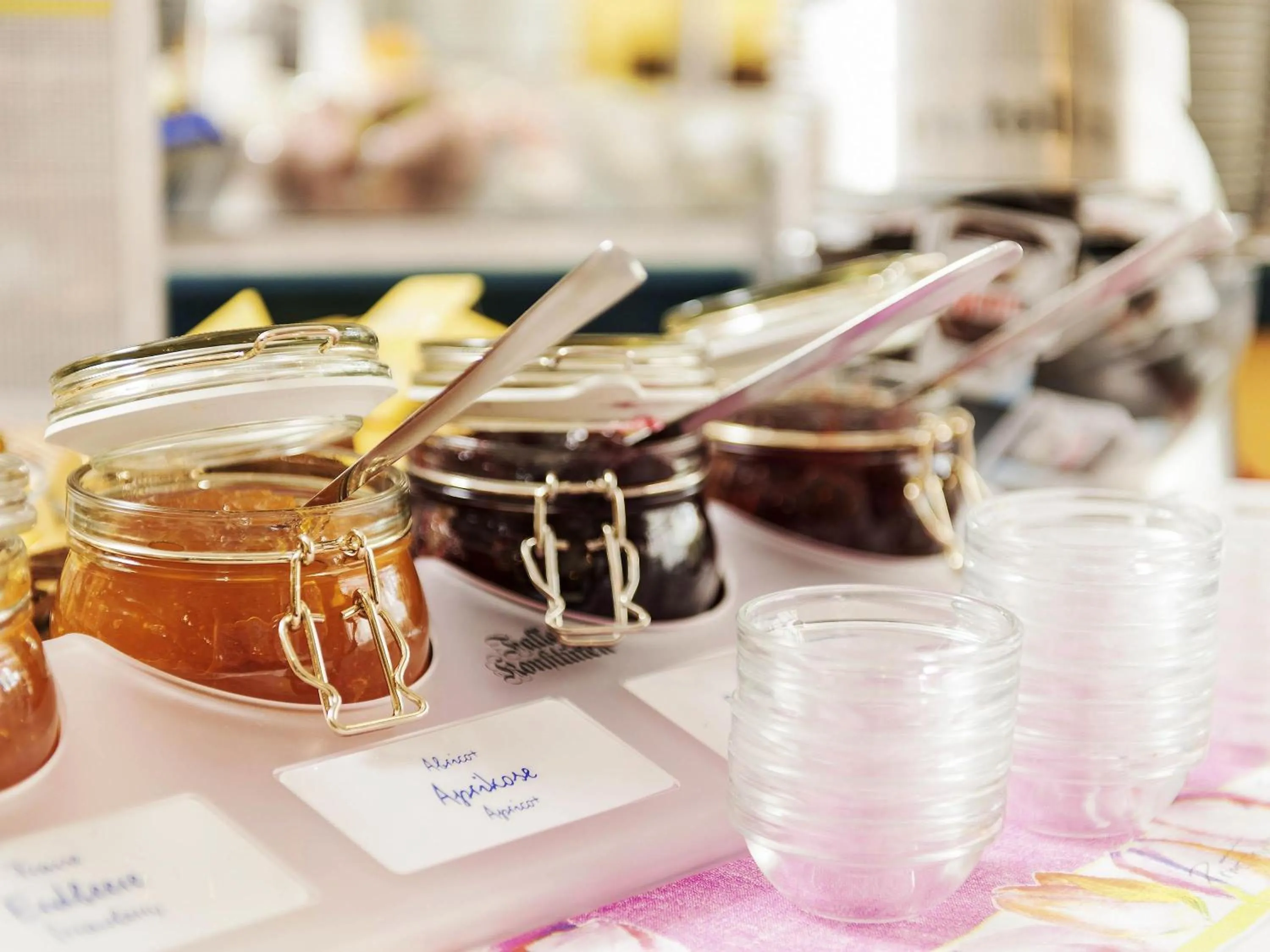 Breakfast in ibis Paderborn City