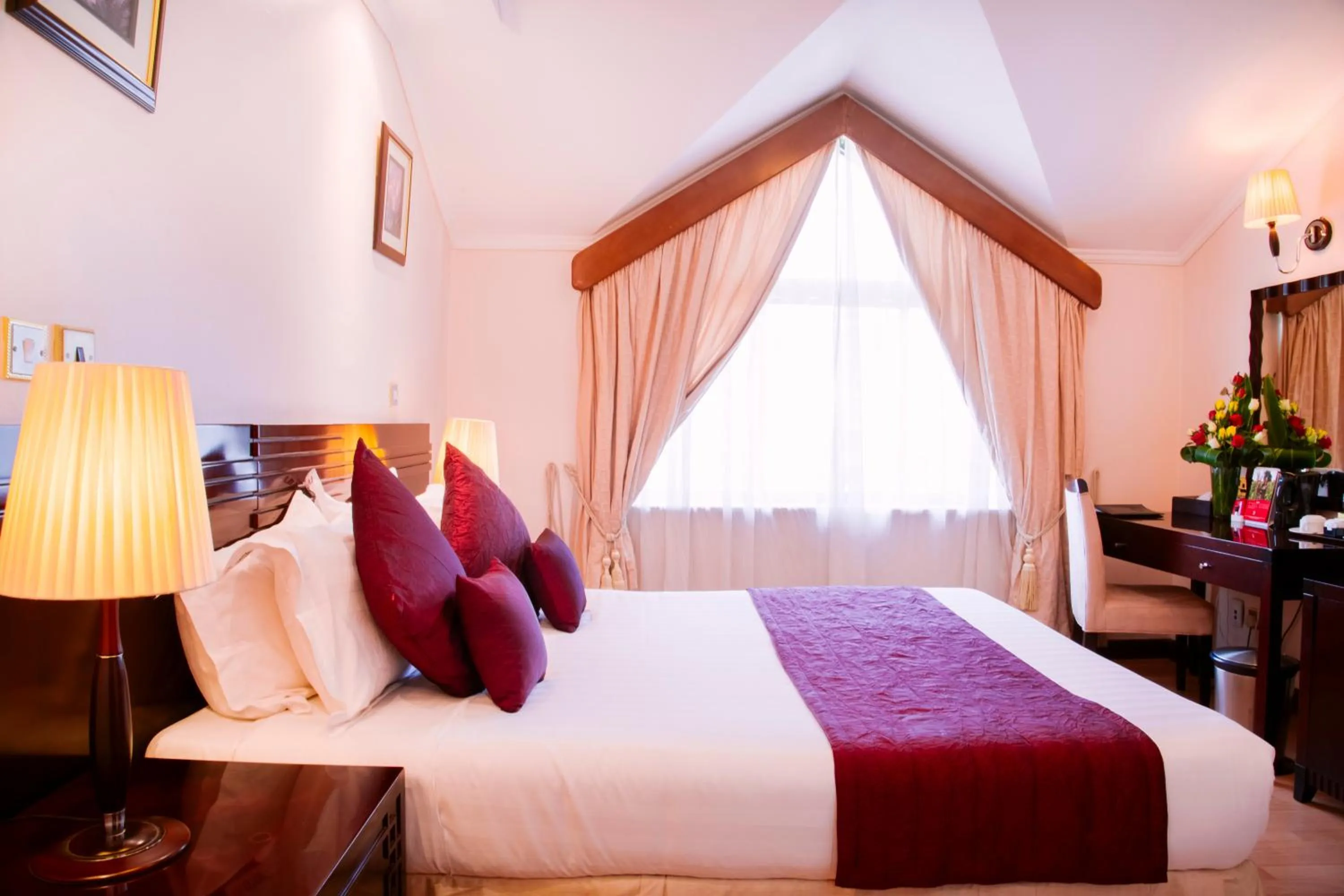 Bedroom, Bed in Boma Inn Nairobi