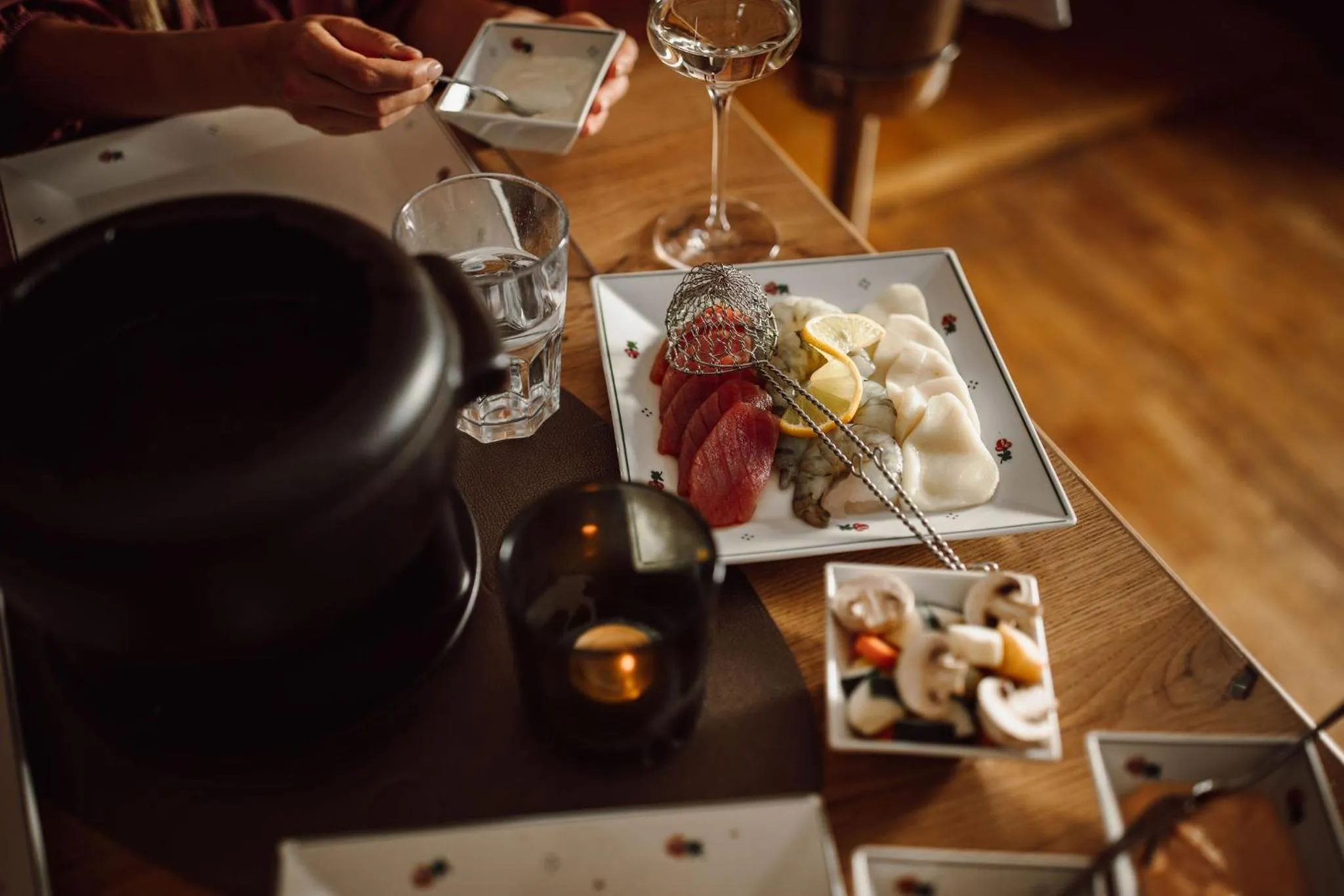 Restaurant/places to eat in Resl Resort