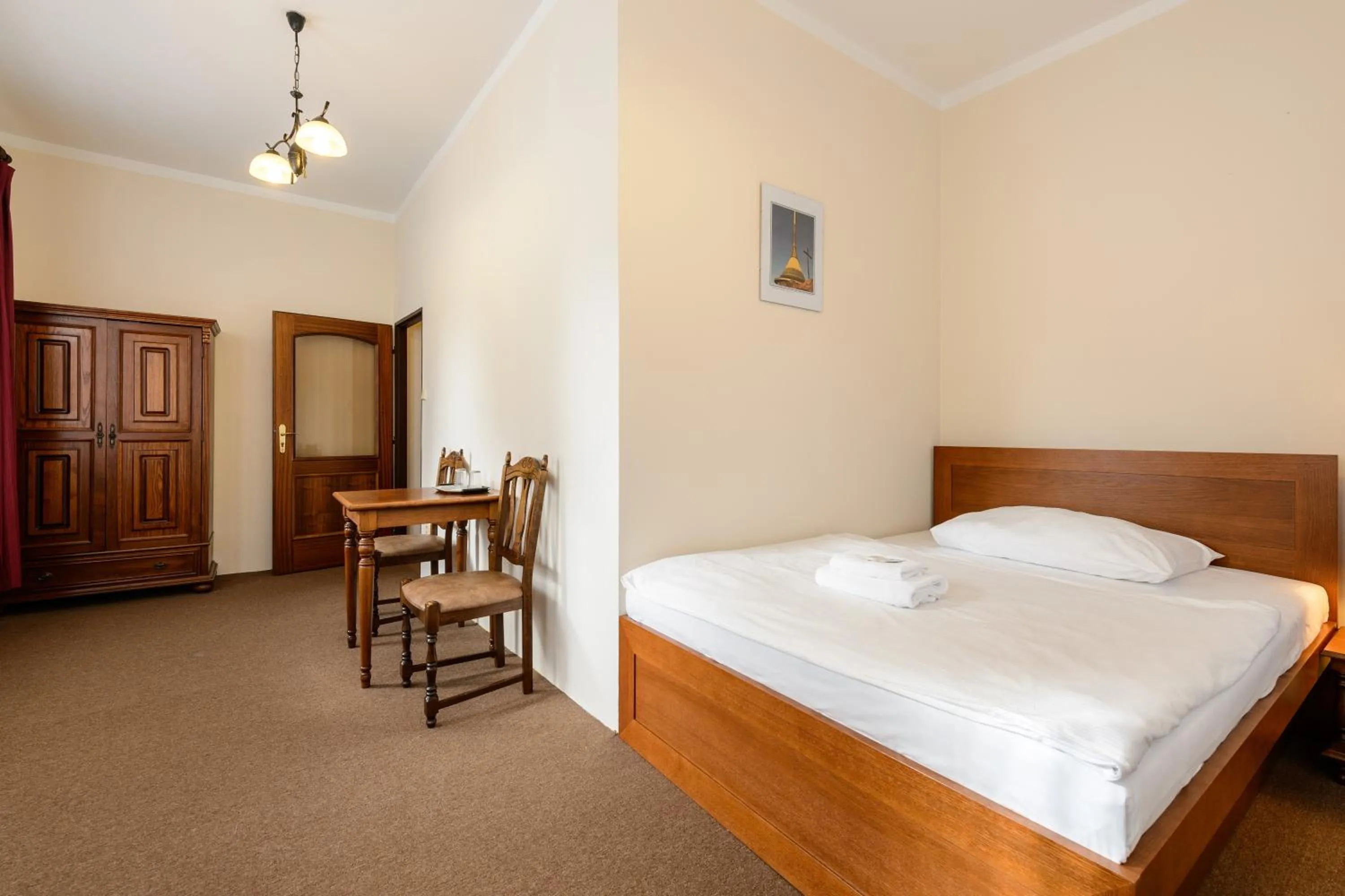 Photo of the whole room, Bed in Valdštejn