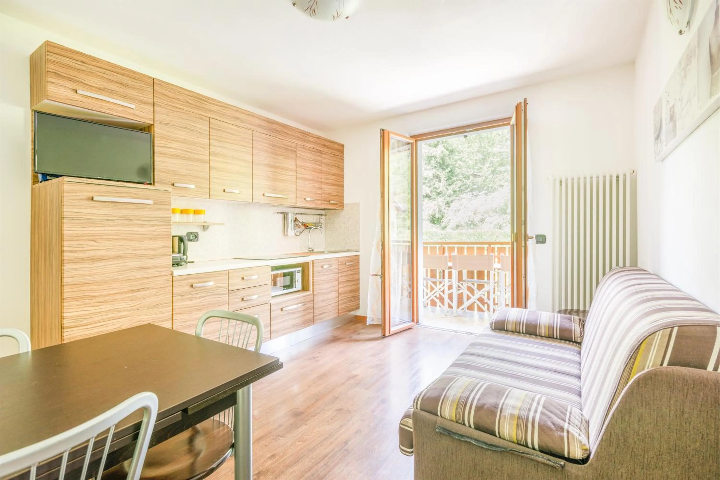 Kitchen or kitchenette in CROSINA HOLIDAY - Residence Toli