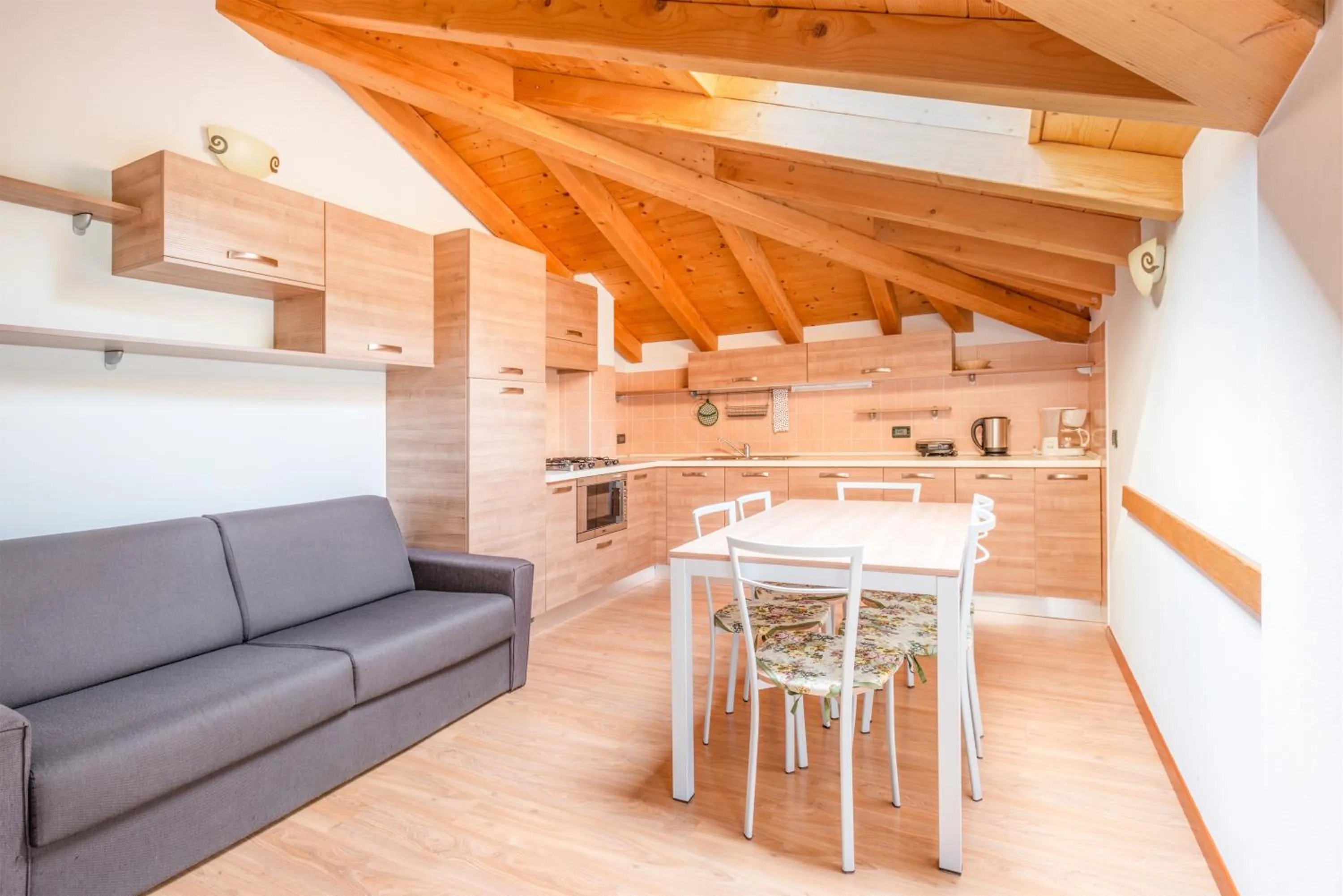 Kitchen or kitchenette in CROSINA HOLIDAY - Residence Toli