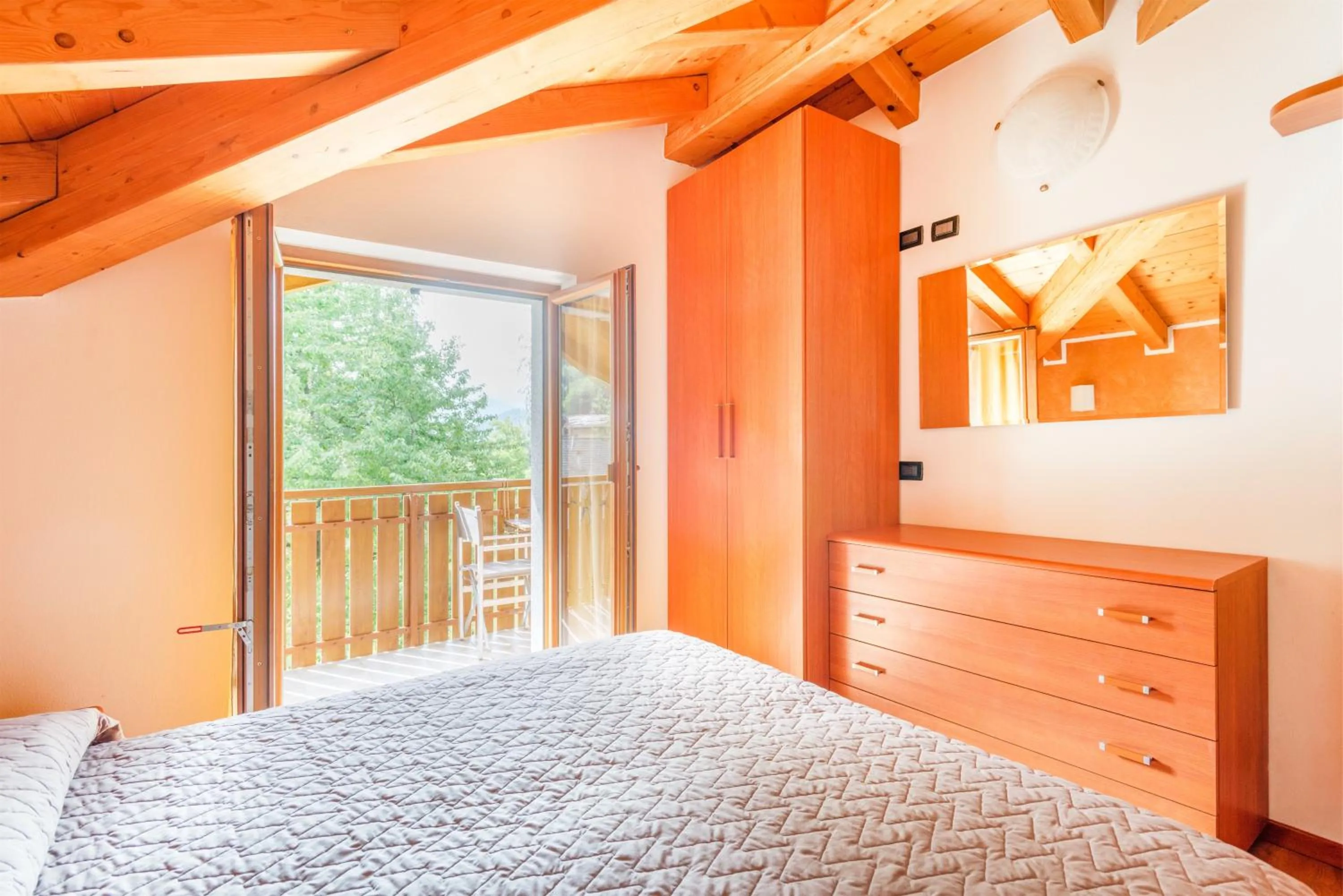 Photo of the whole room, Bed in CROSINA HOLIDAY - Residence Toli