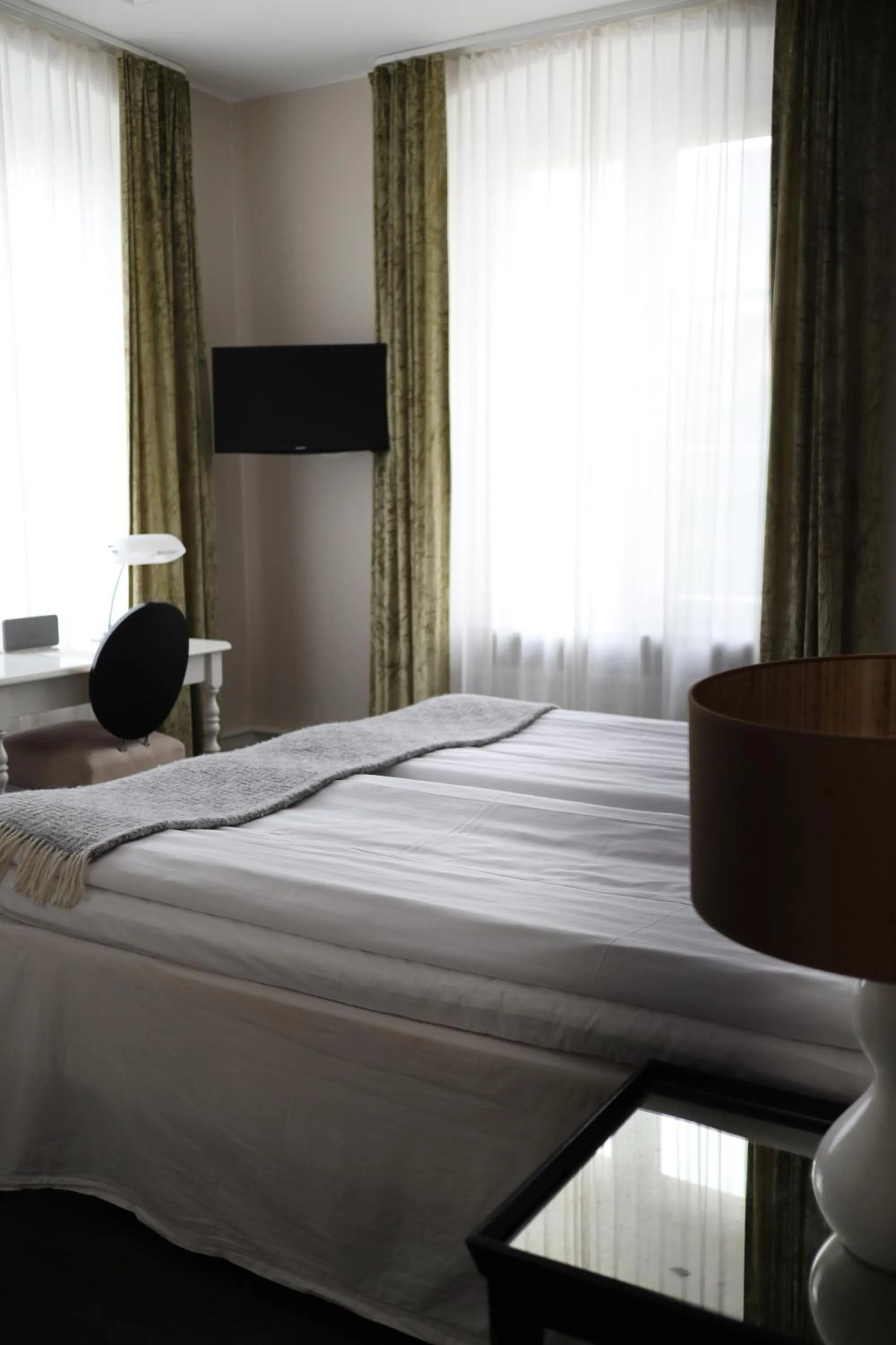 Bedroom, Bed in Kalk Hotel