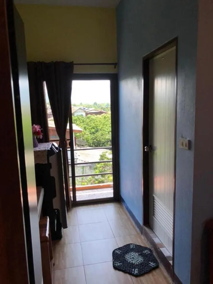 โรงแรมแสนดีเพลส เมาเท่นวิว จอมทอง