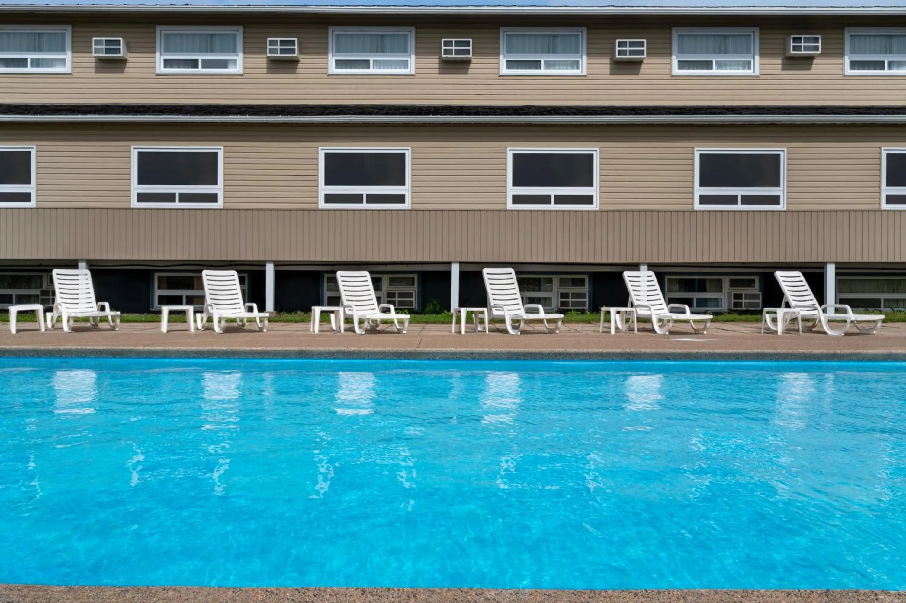 Swimming pool in Days Inn by Wyndham Fredericton