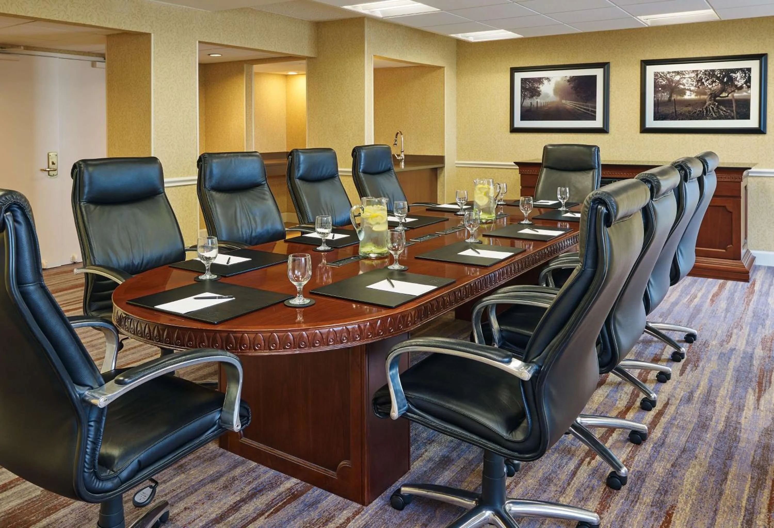 Meeting/conference room in DoubleTree by Hilton San Antonio Airport