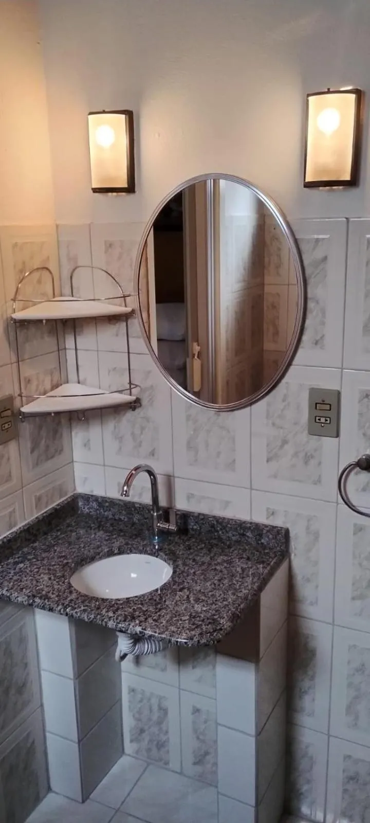 Bathroom in Hospedaria de Heliana