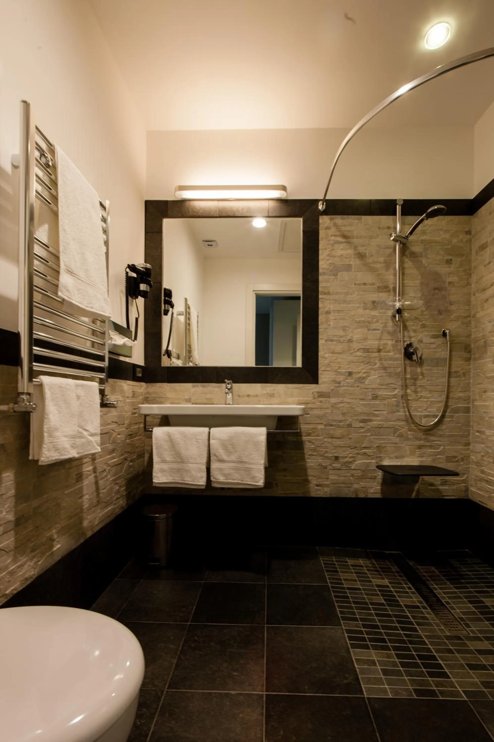 Bathroom in Residenza Talenti Superior Rooms