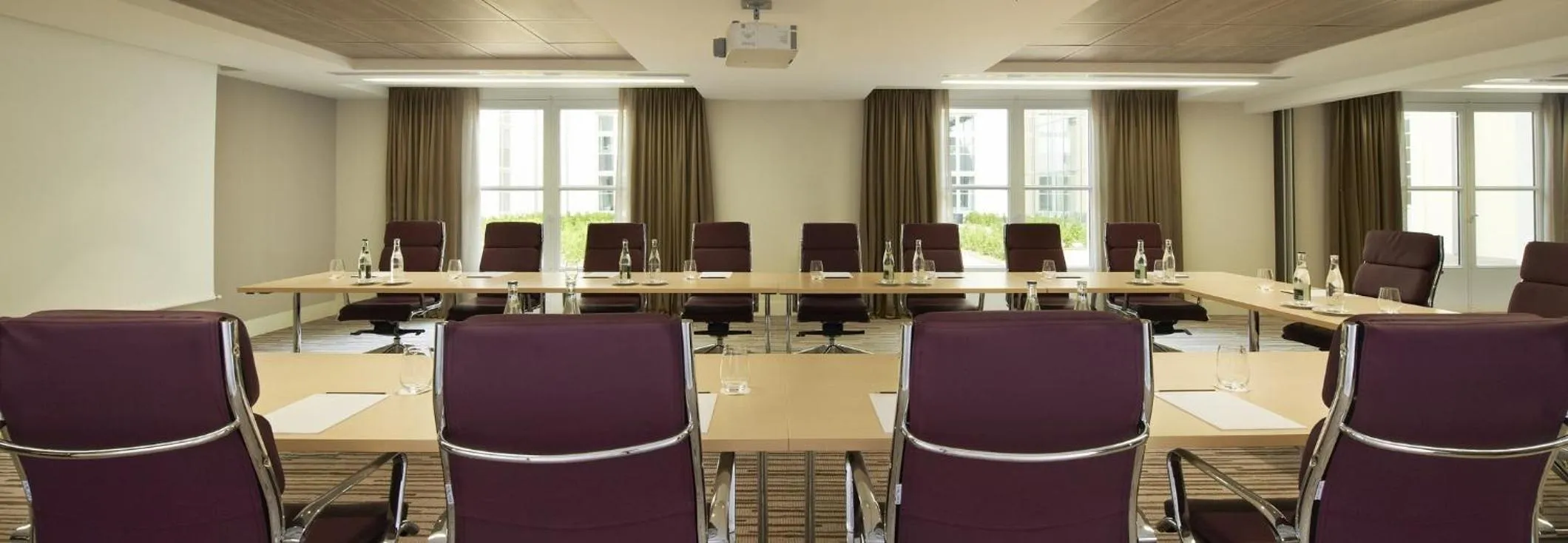 Meeting/conference room in InterContinental Marseille - Hotel Dieu by IHG