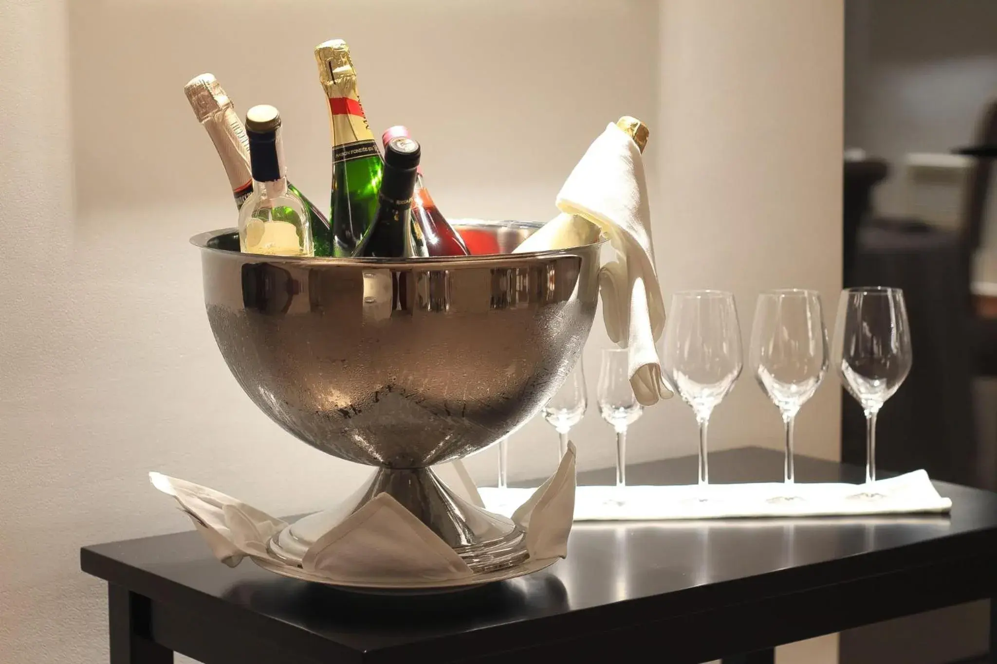 Food and drinks in Hotel Europa Food and drinks in Hotel Europa