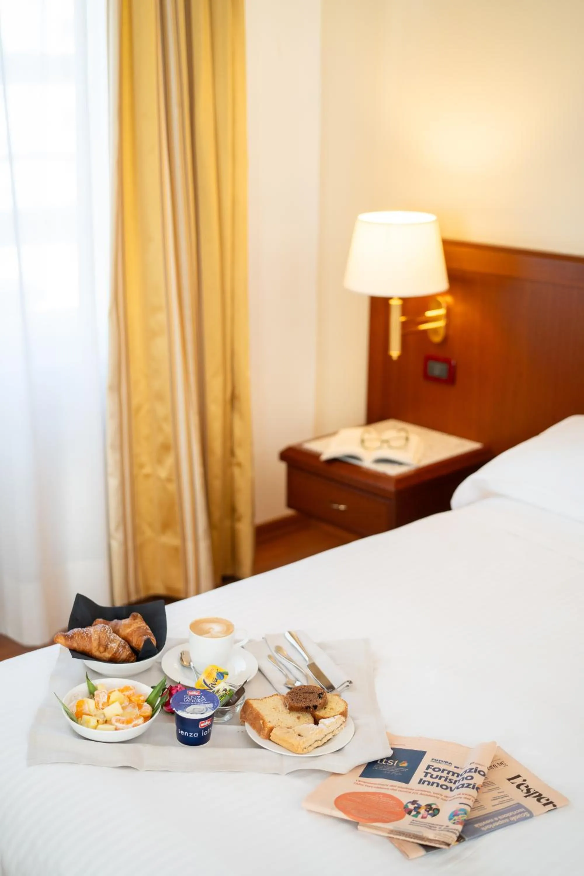 Food and drinks, Bed in Hotel Europa