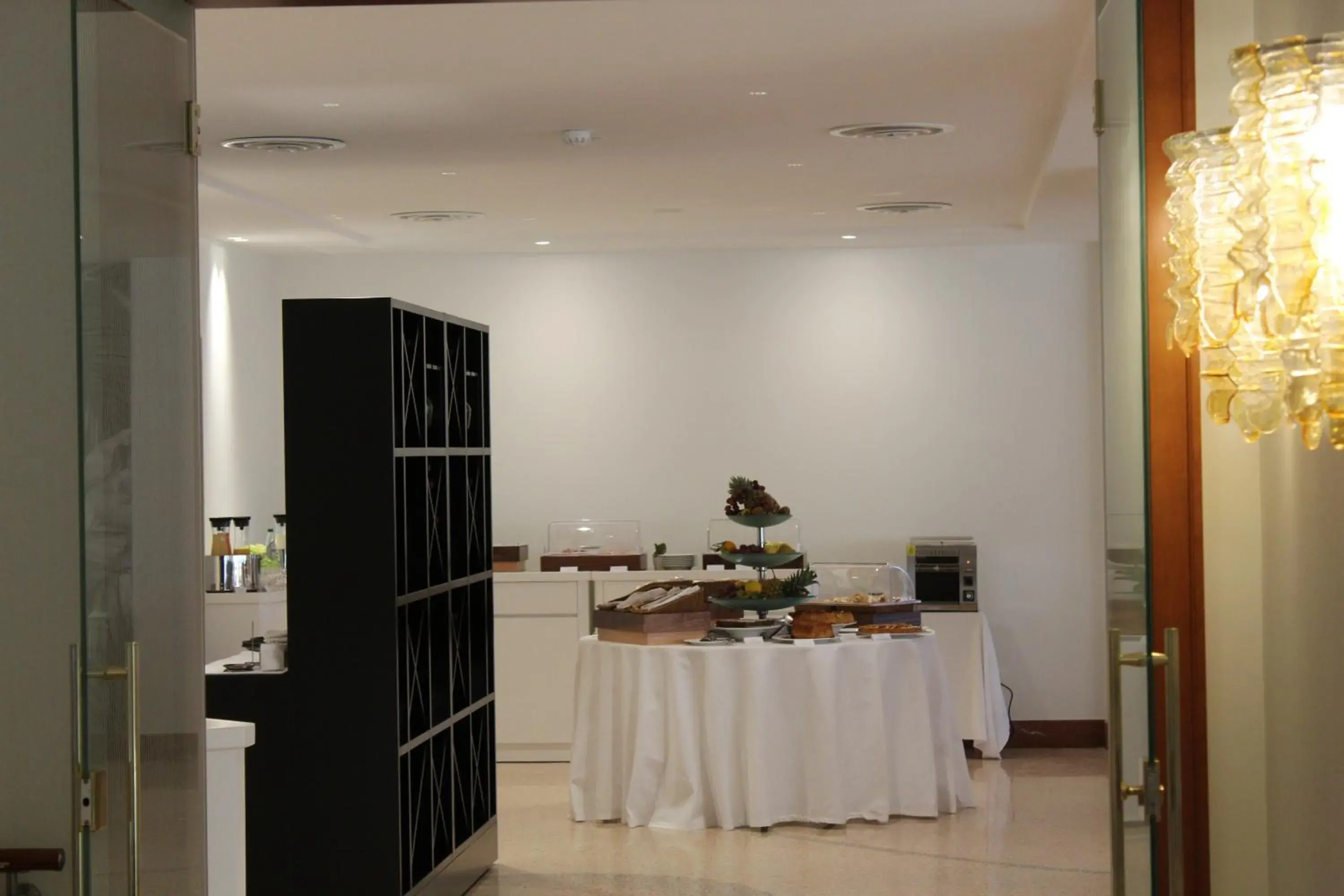 Restaurant/places to eat in Hotel Europa Restaurant/places to eat in Hotel Europa