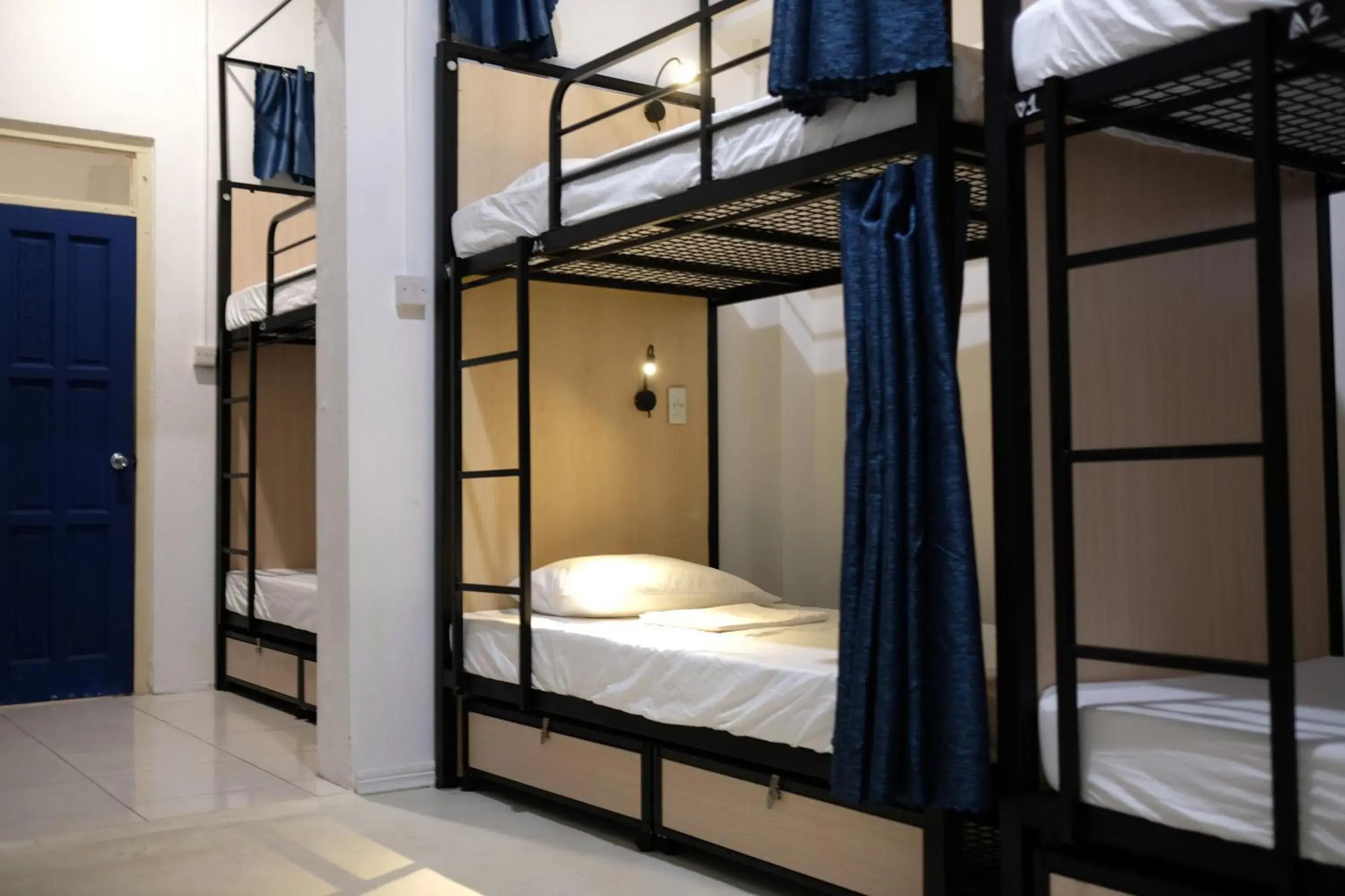Bed in 6-Bed Female Dormitory Room in Ragamuffin Hostel Bed in 6-Bed Female Dormitory Room in Ragamuffin Hostel