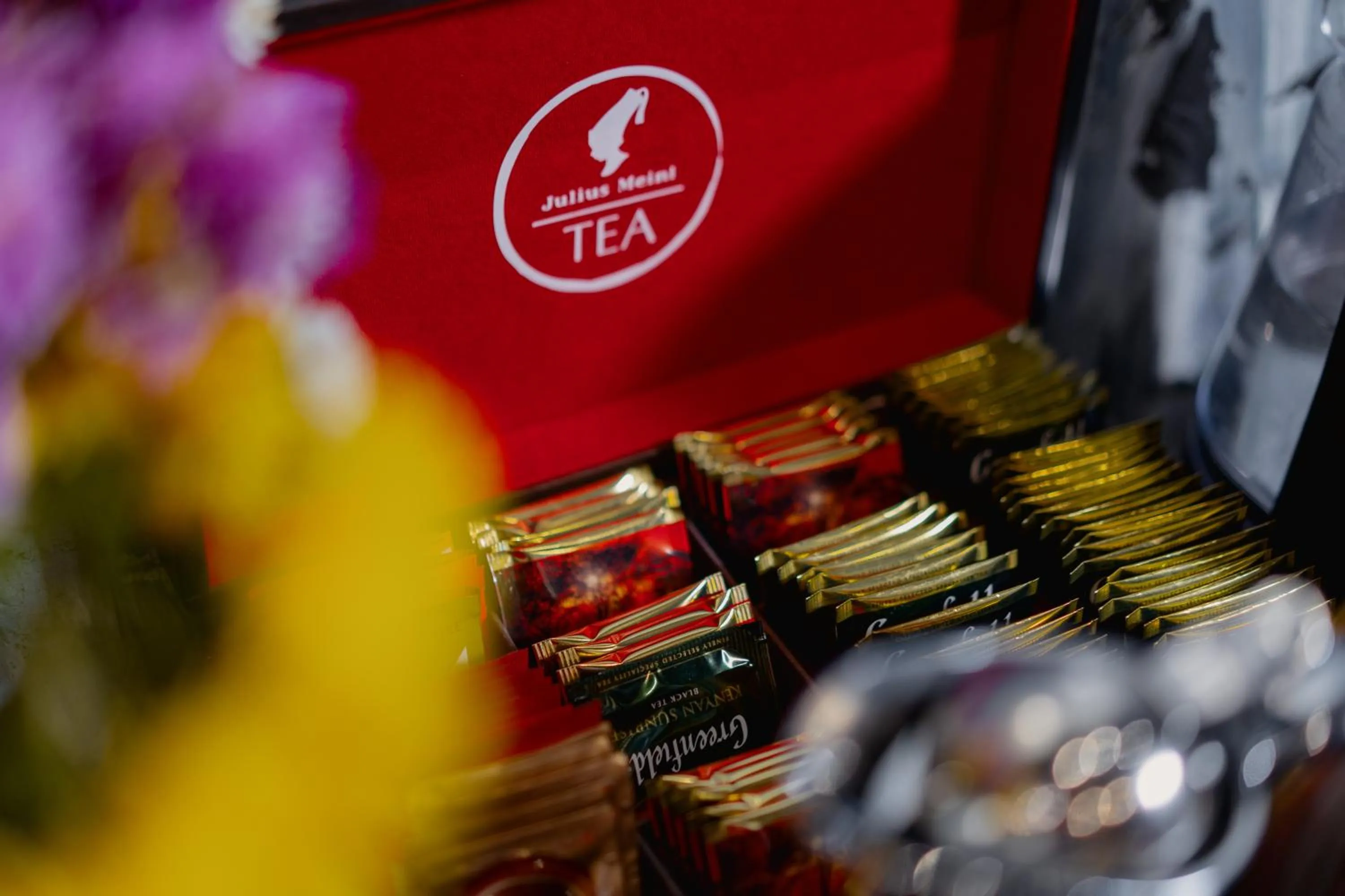 Logo/Certificate/Sign in Tapis Rouge Design Boutique Hotel