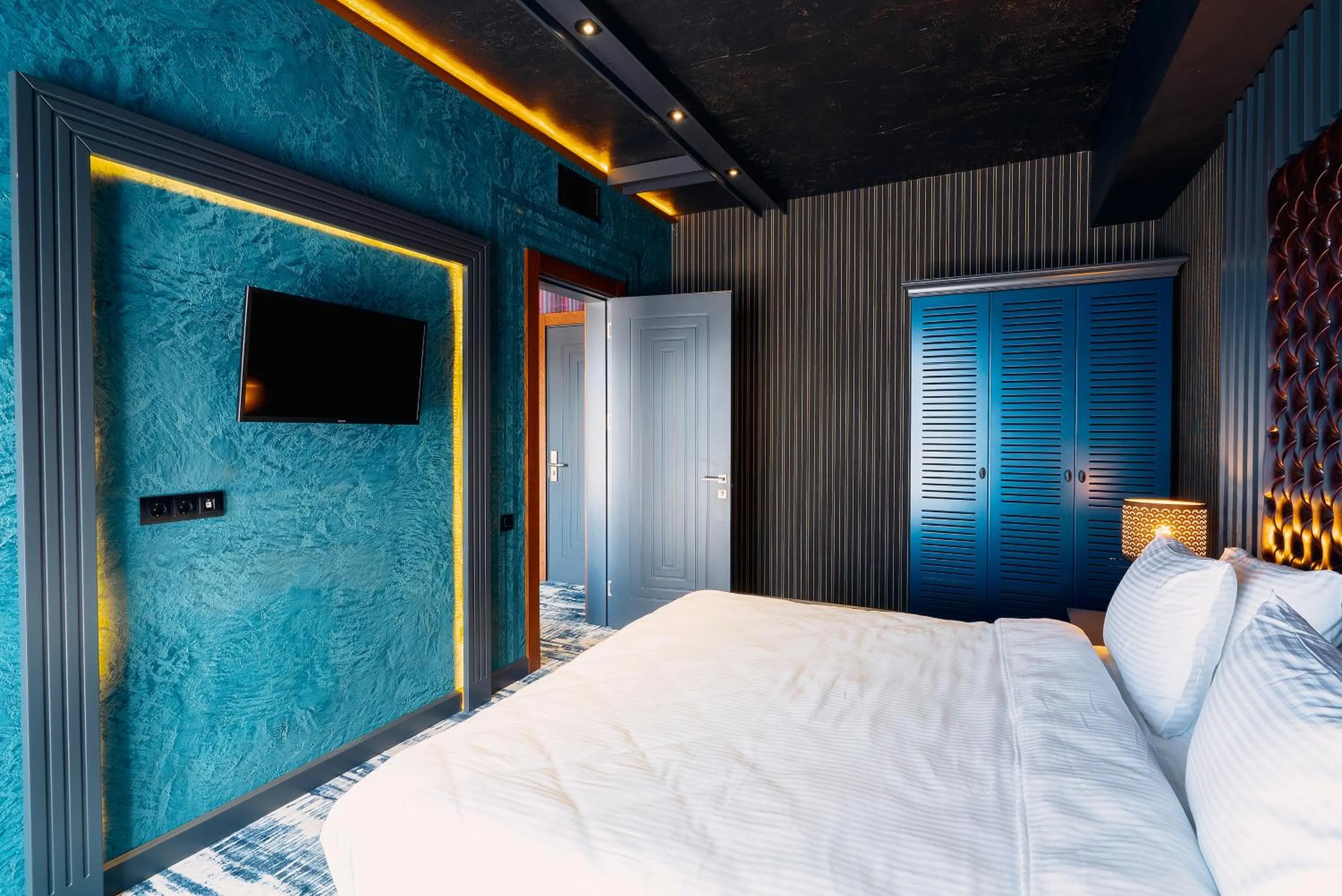 Bedroom, Bed in Tapis Rouge Design Boutique Hotel