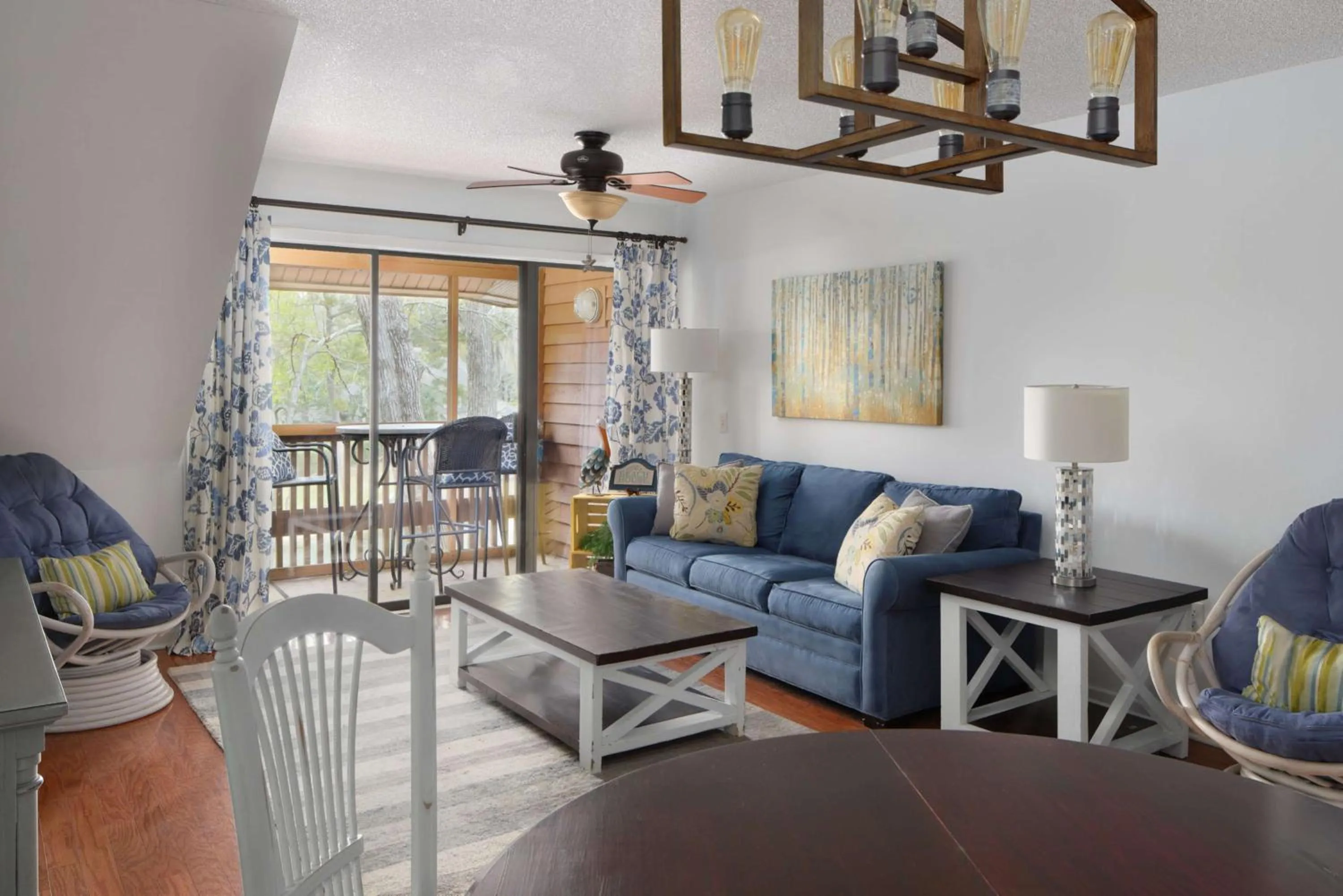Living room in Kingston Plantation Condos