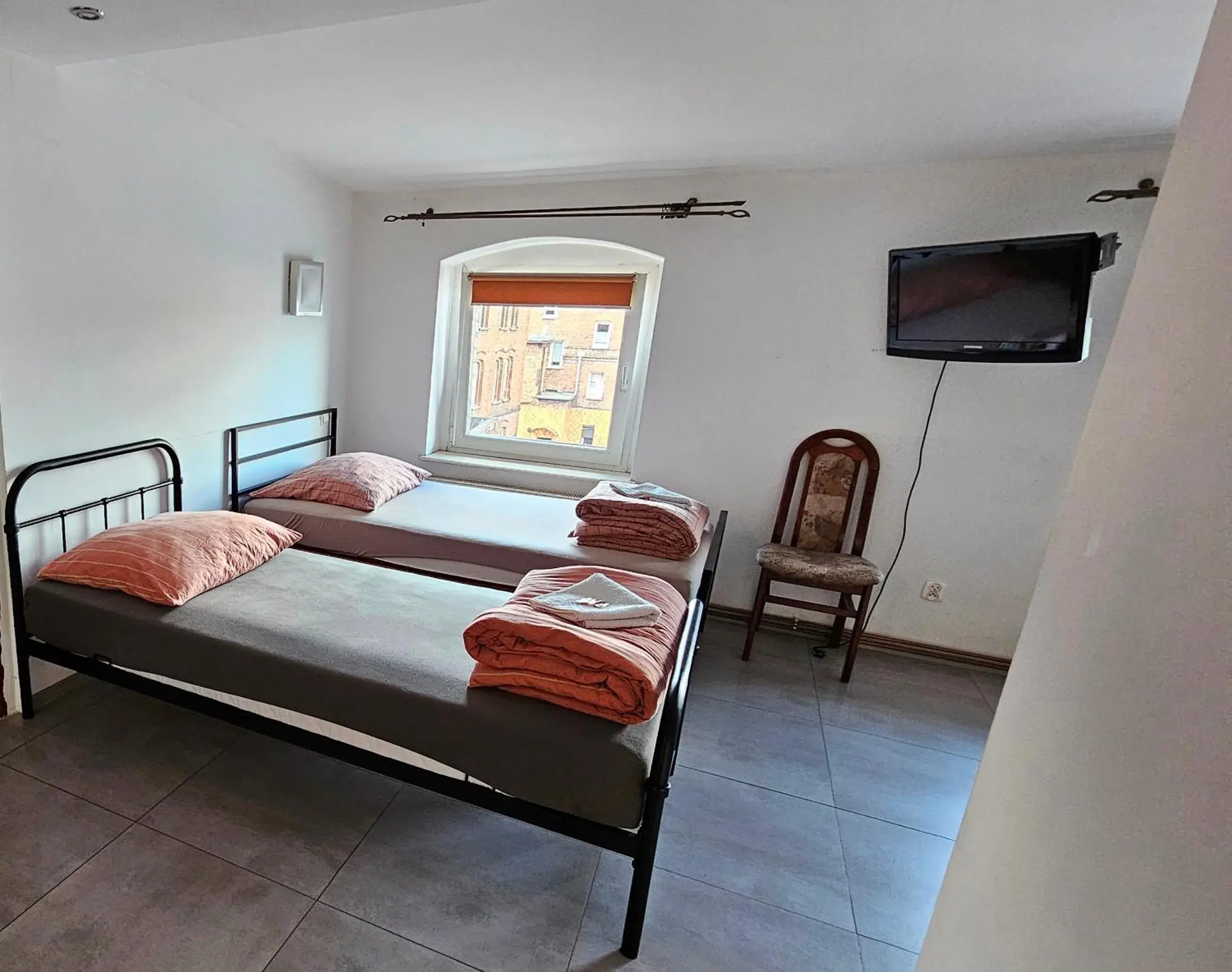 Triple Room - single occupancy in Apartamenty Piekary Triple Room - single occupancy in Apartamenty Piekary