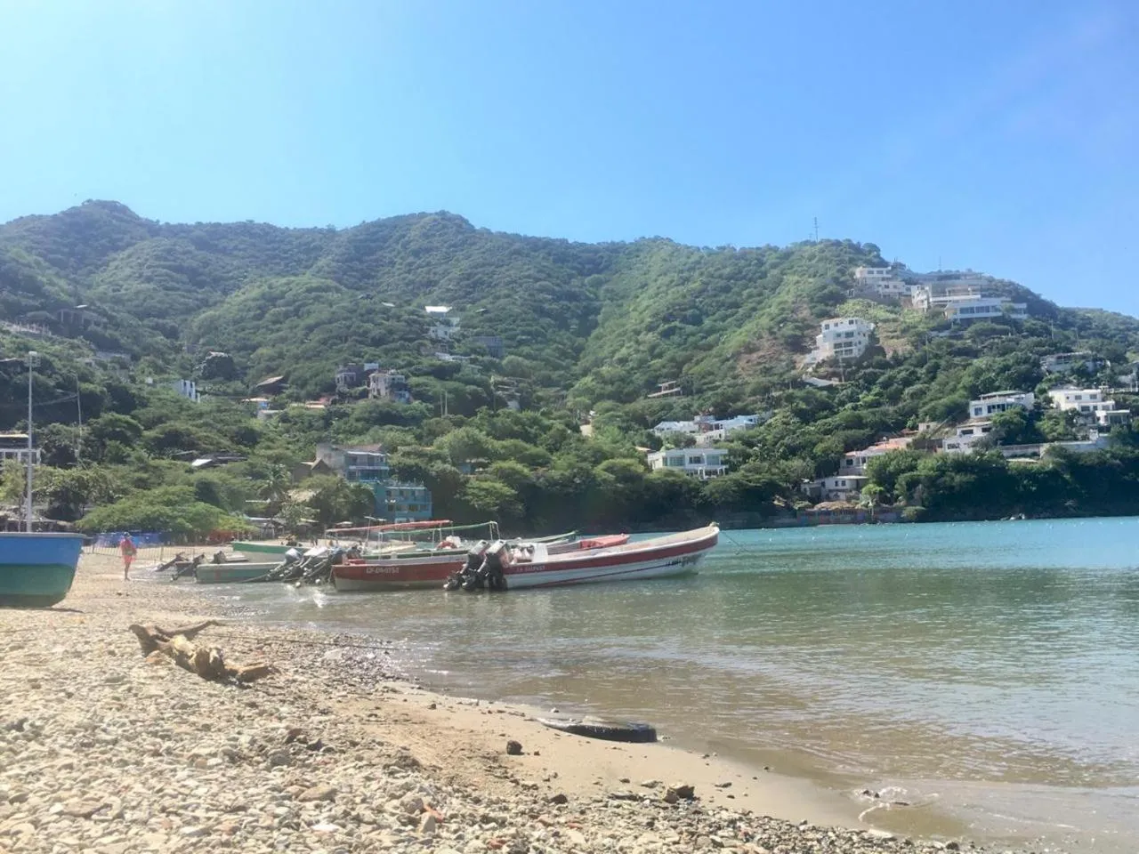 Beach in Hotel Ocean Taganga Internacional