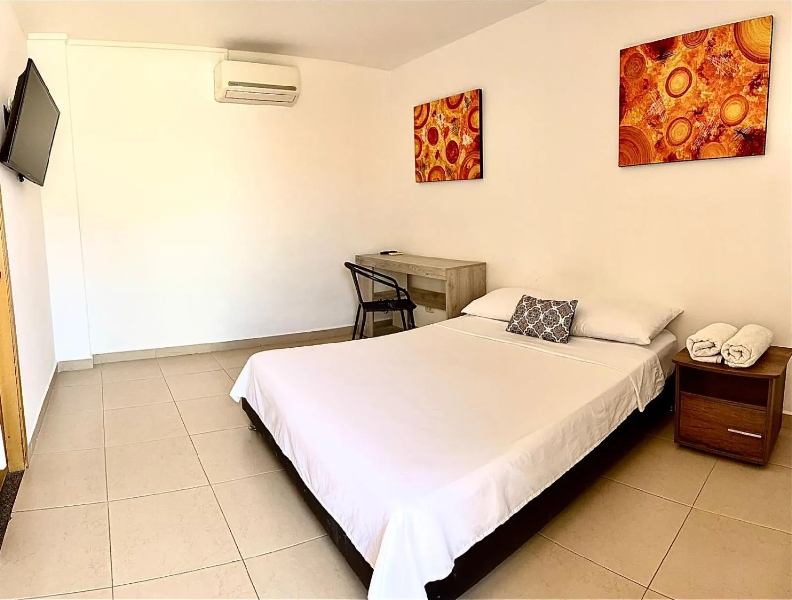 Bed in Hotel Ocean Taganga Internacional
